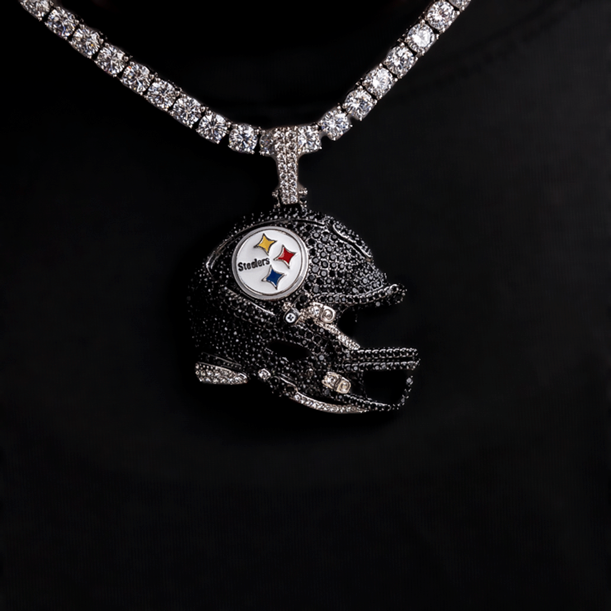 GLD Men 2025 Pittsburgh Steelers Team Helmet Pendant - White Gold