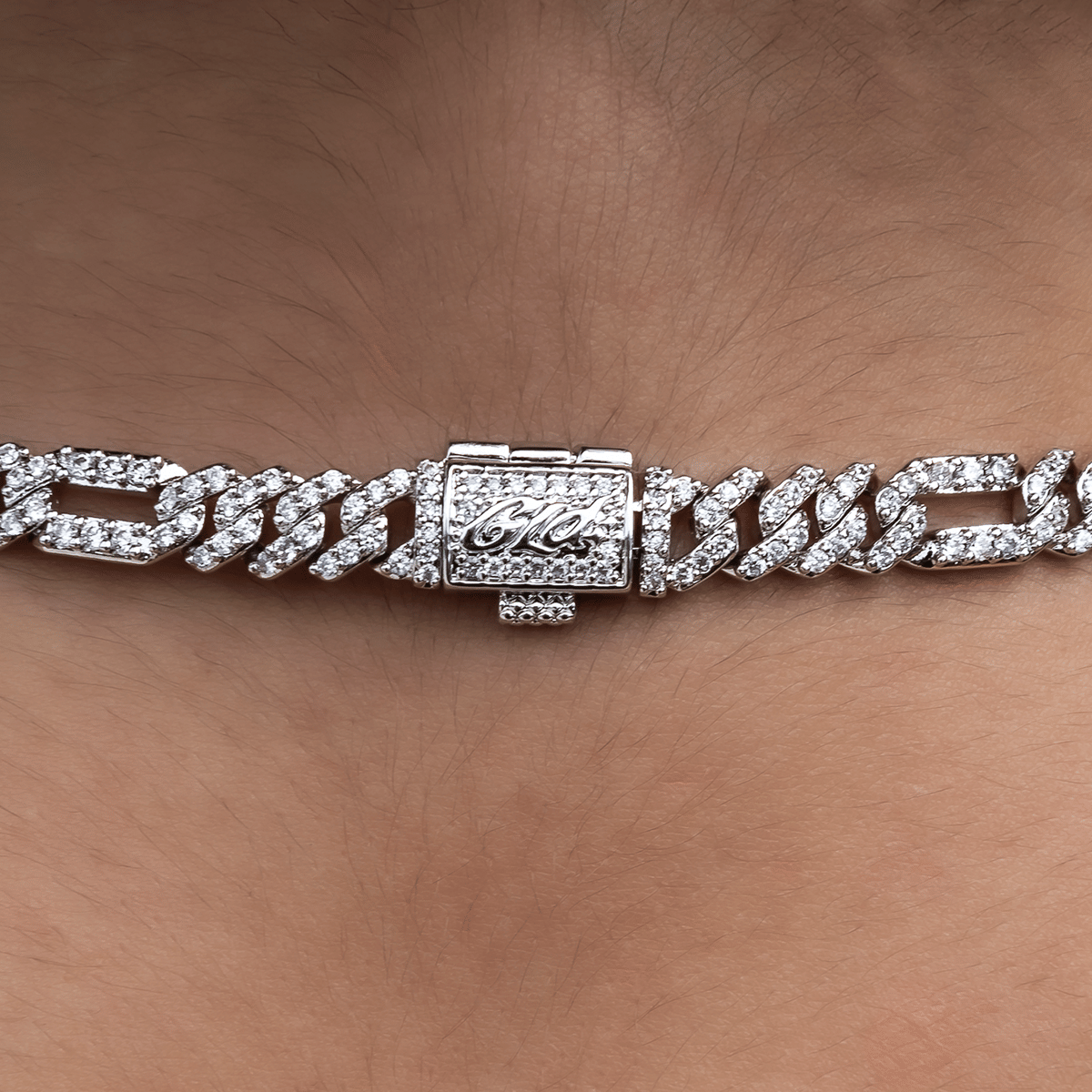 GLD Women Diamond Figaro Necklace in White Gold - 6 mm