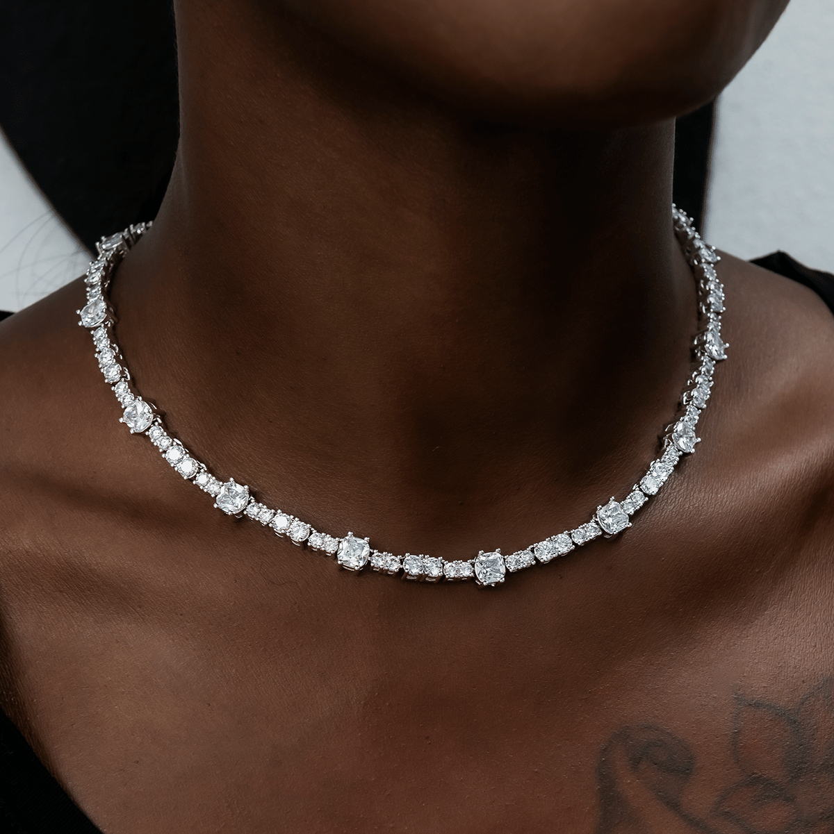 GLD Women Gem Stationed Tennis Necklace