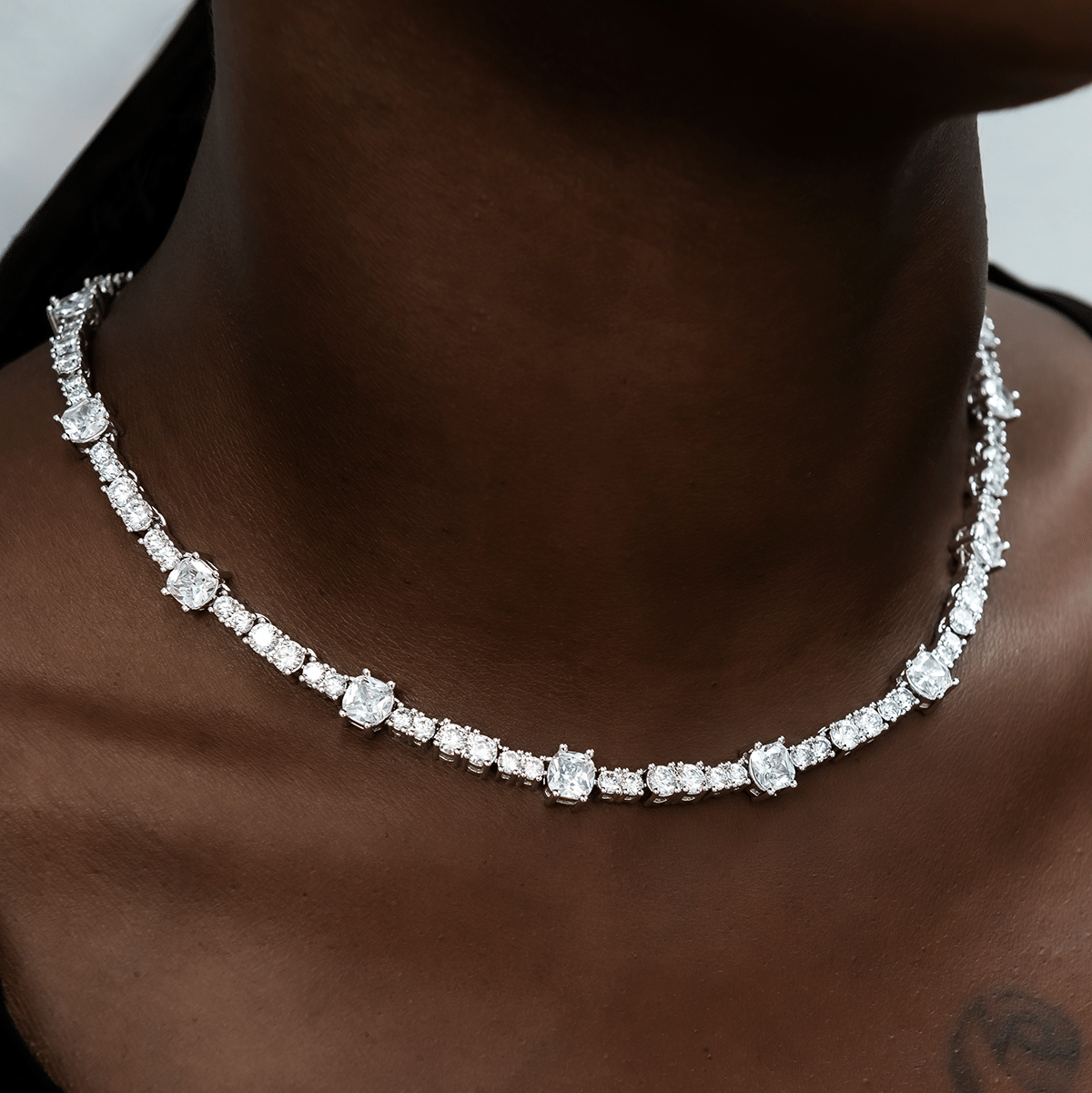 GLD Women Gem Stationed Tennis Necklace