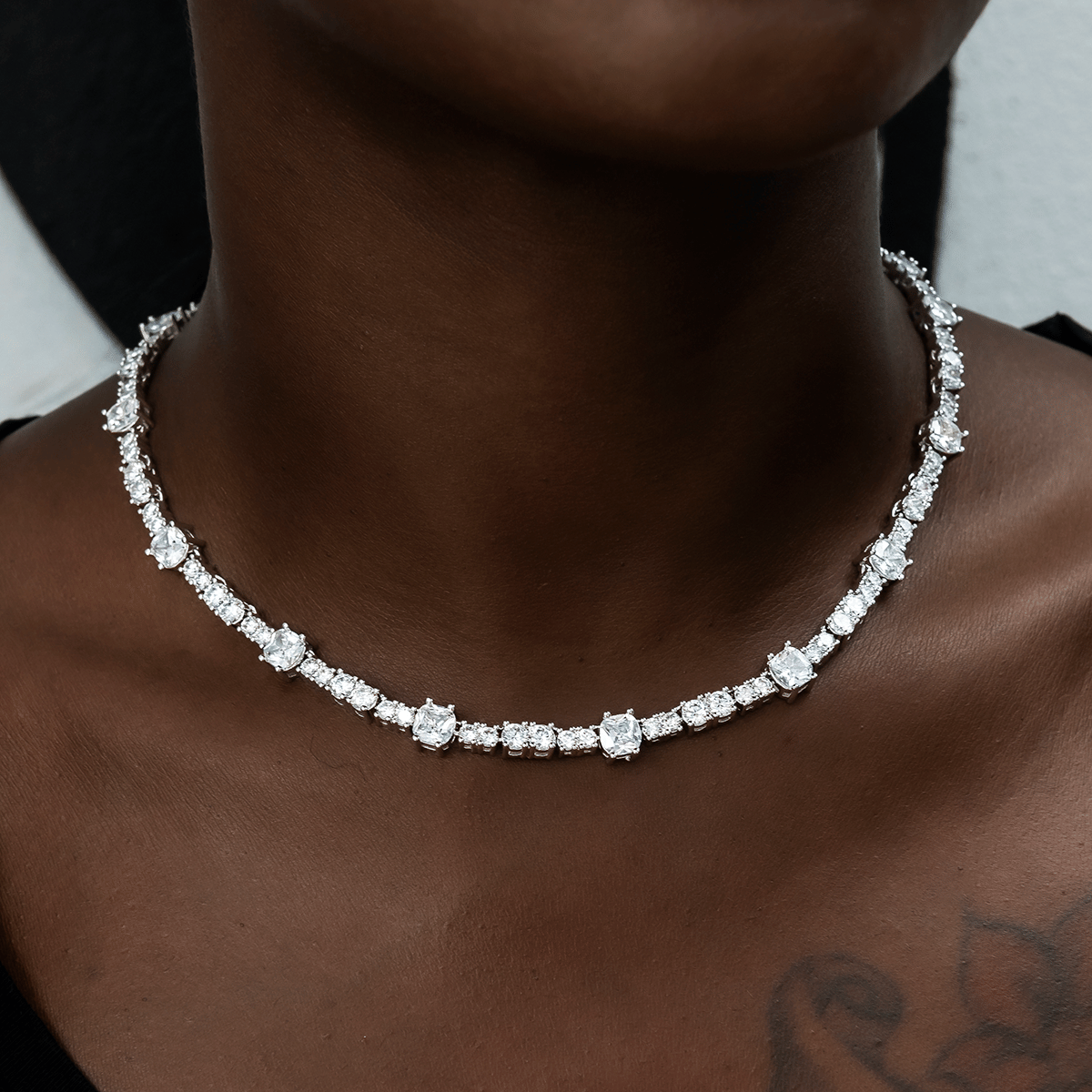 GLD Women Gem Stationed Tennis Necklace