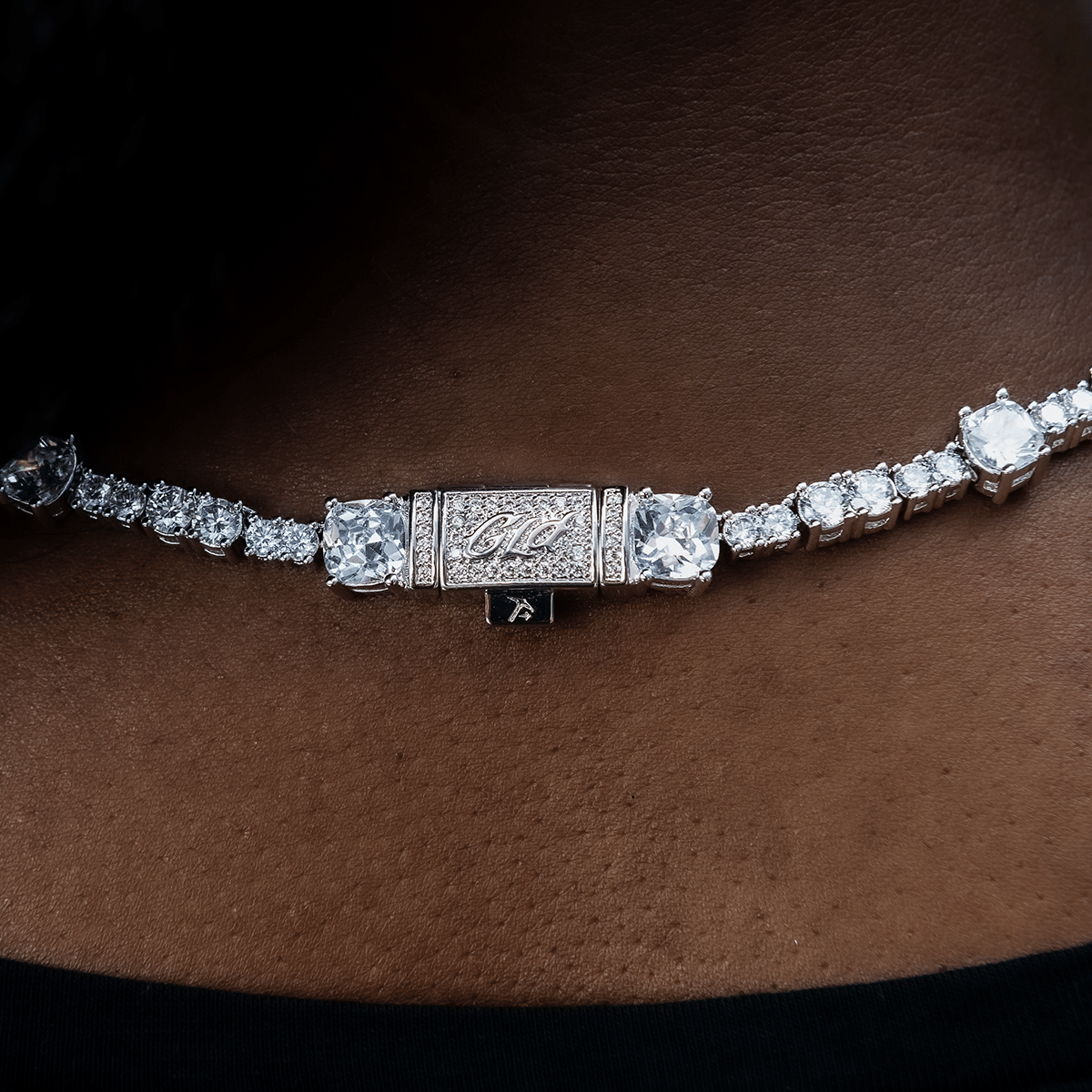 GLD Women Gem Stationed Tennis Necklace