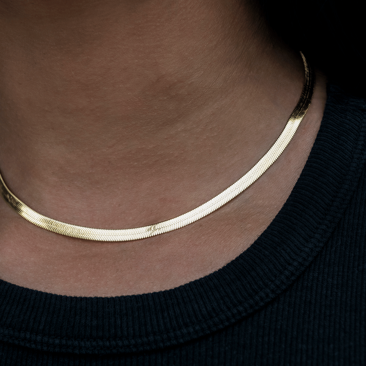 GLD Women Herringbone Necklace in Yellow Gold - 4 mm