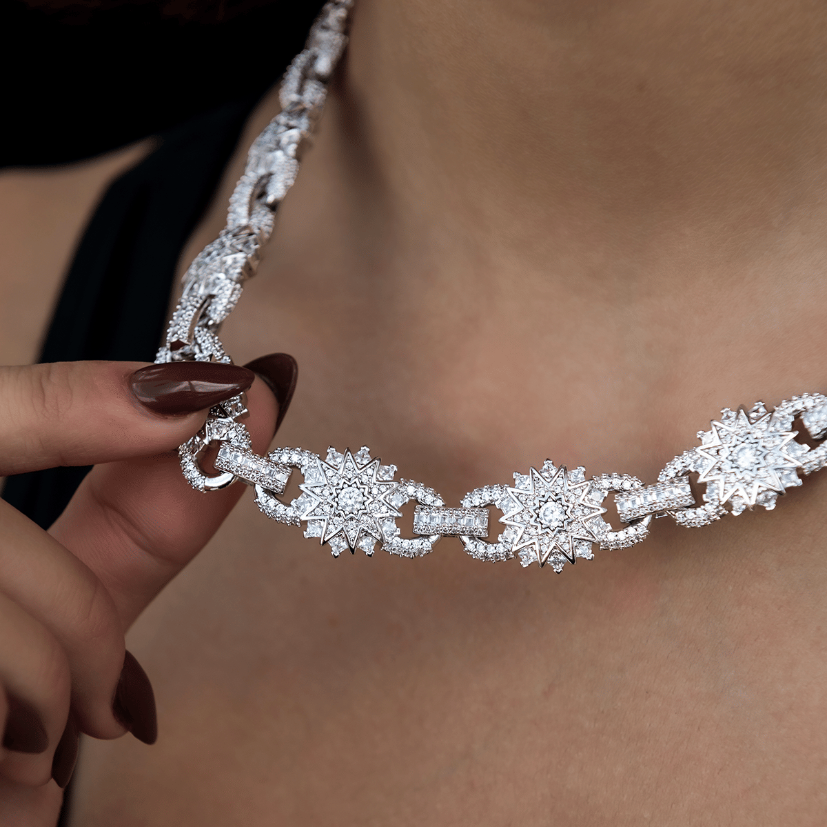 GLD Women Star Mariner Necklace in White Gold - 16 mm