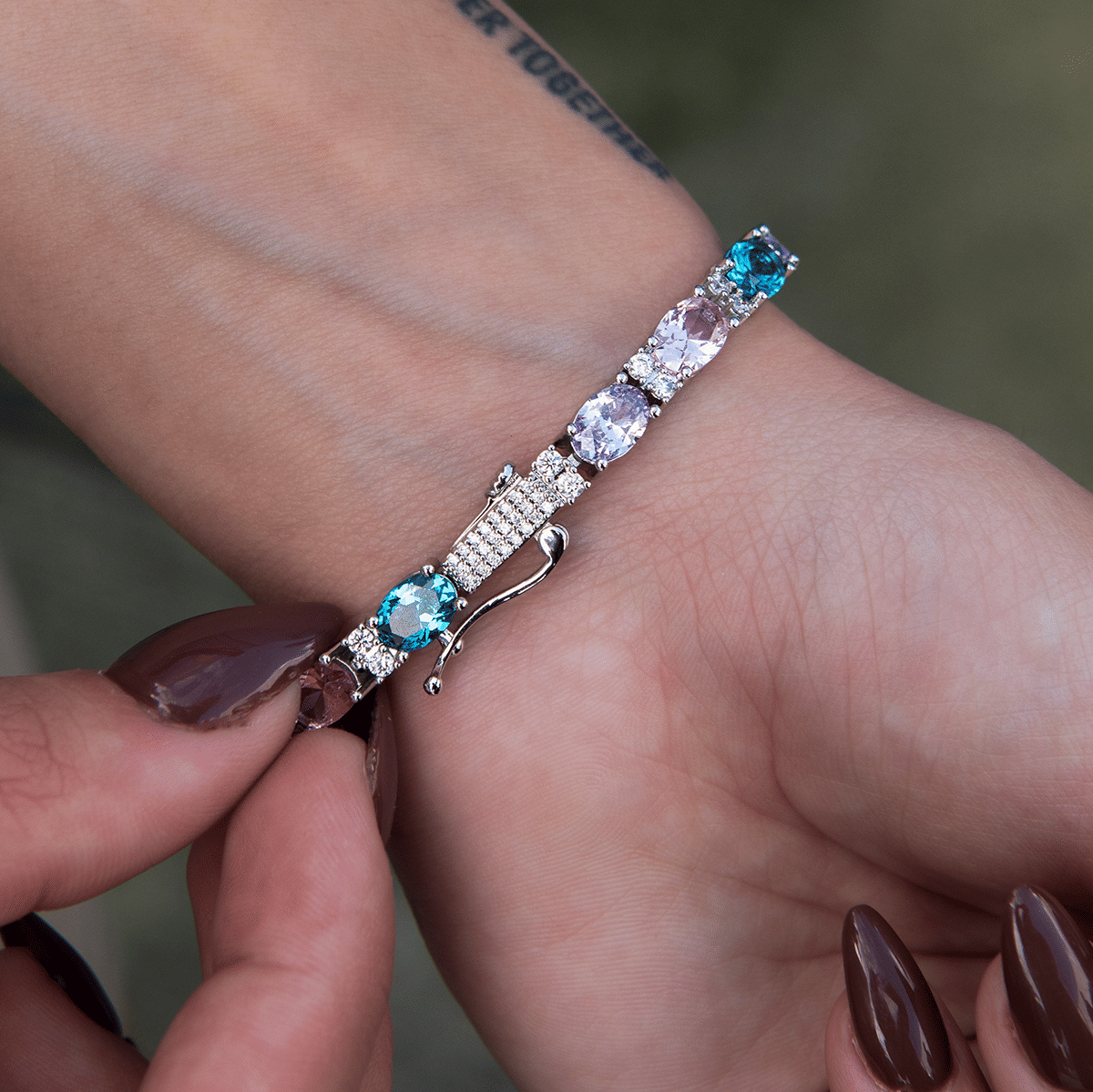 GLD Women Multicolor Mixed Oval Cut Tennis Royal Stones Bracelet - 5 mm