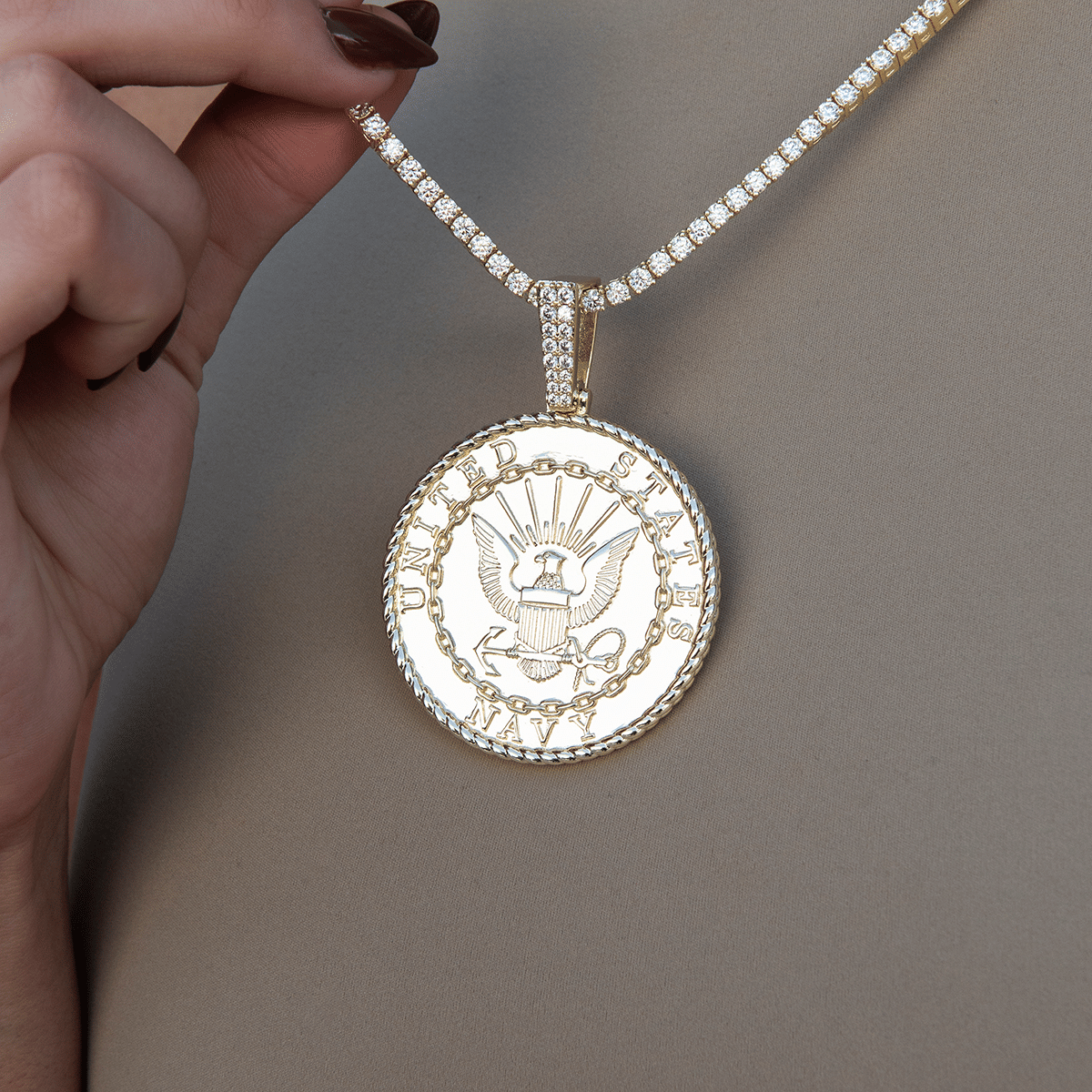 GLD Women U.S. Navy Pendant in Yellow Gold