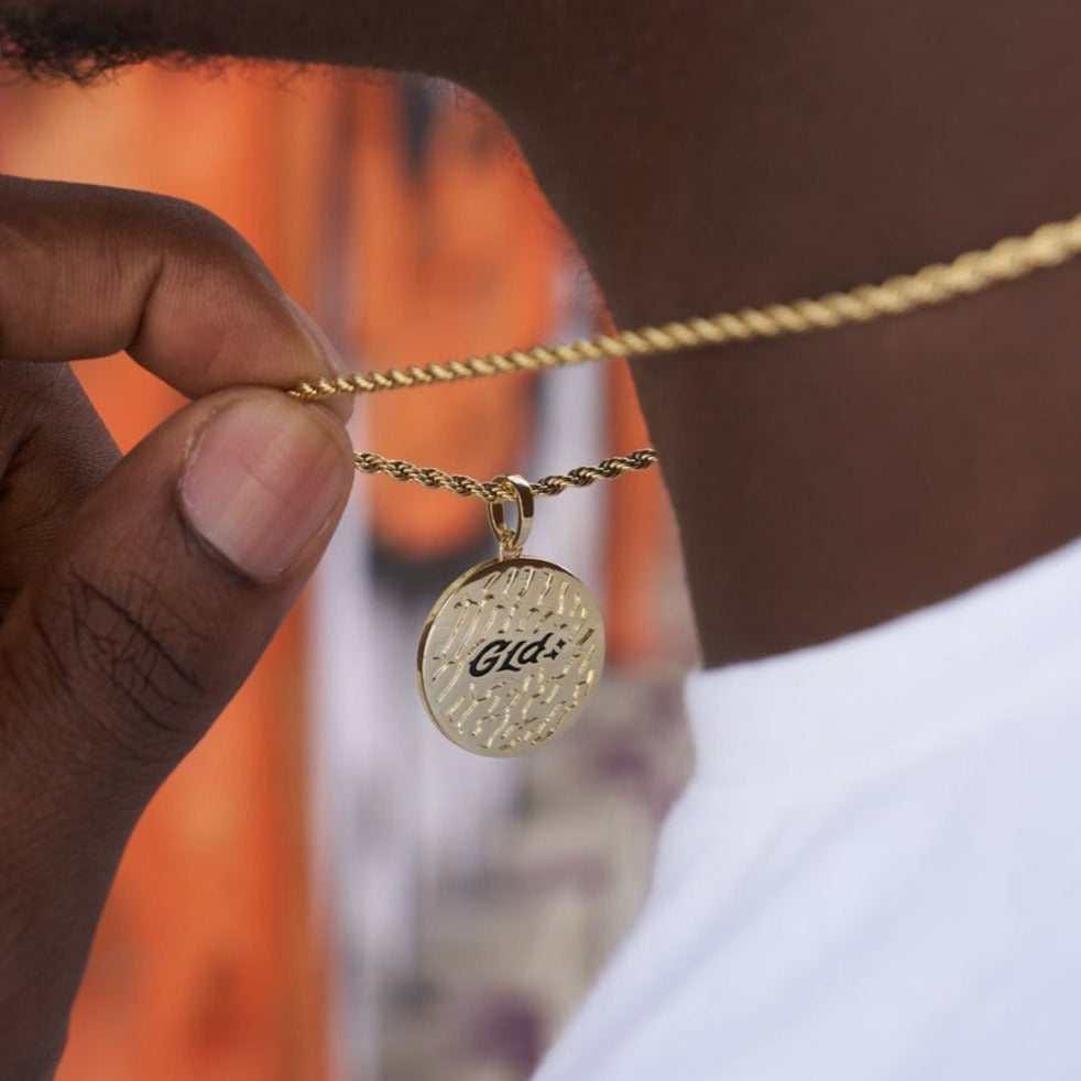 GLD PROMO SETS Compass Coin Pendant - Yellow Gold