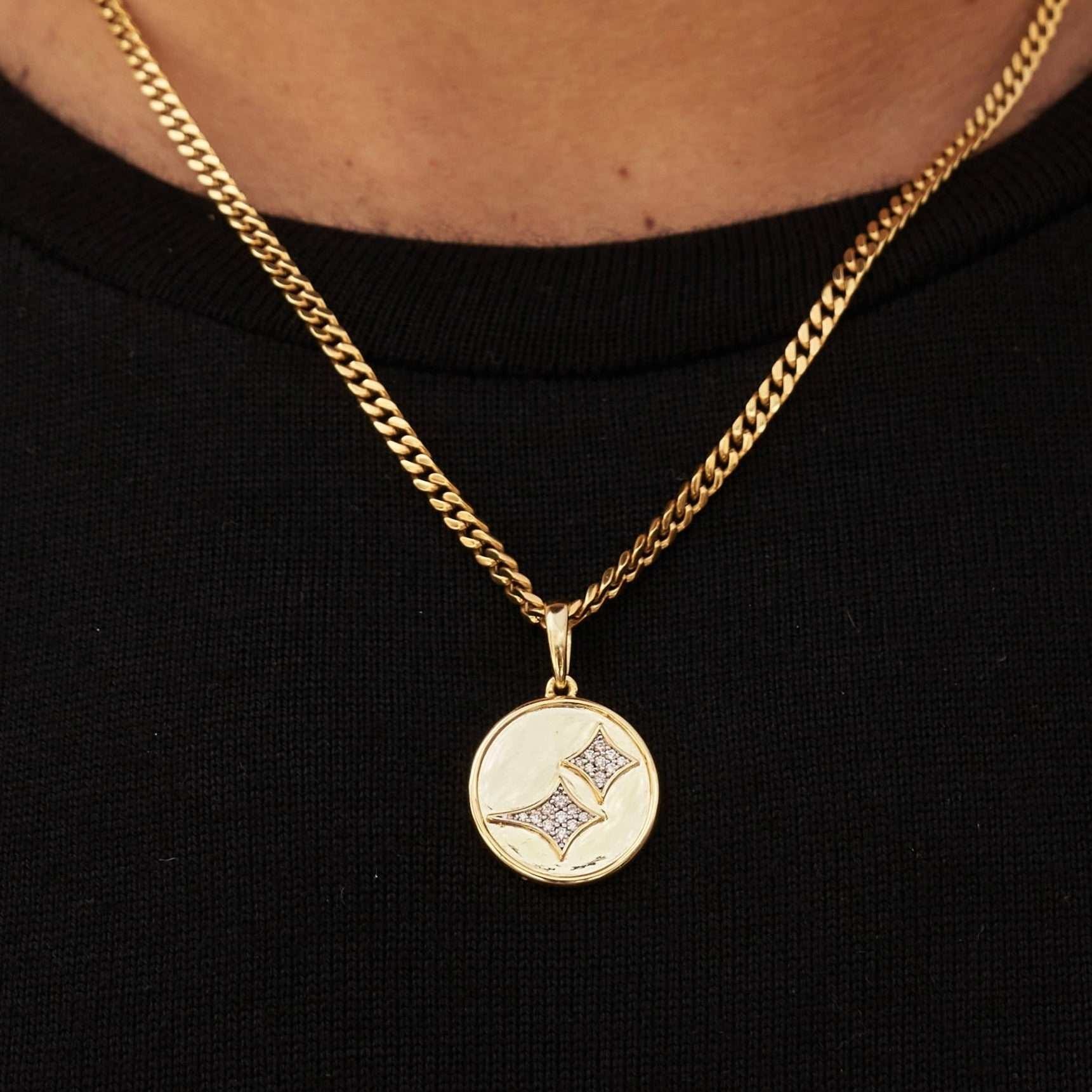 GLD PROMO GLD Stars Coin Pendant