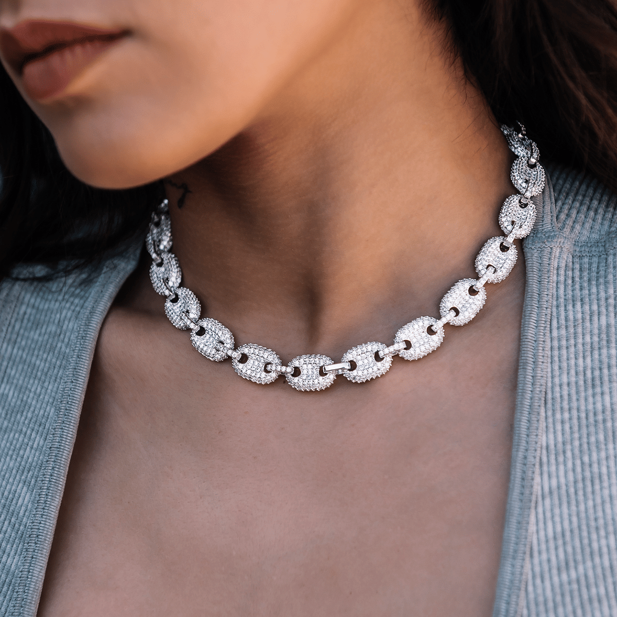 GLD Women Diamond Puffed Mariner Necklace in White Gold - 12 mm