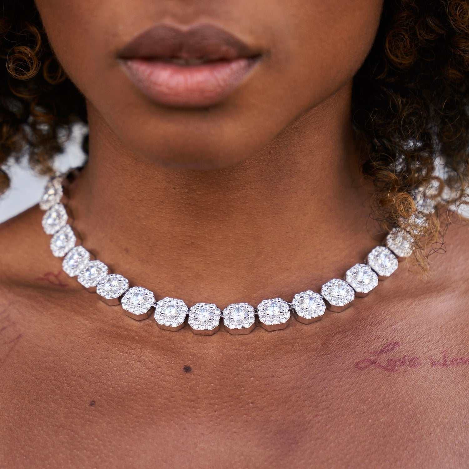 GLD Women Clustered Tennis Necklace in White Gold - 12 mm