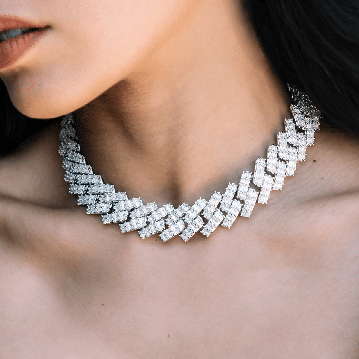 GLD Women Baguette Prong Set Cuban Necklace in White Gold - 19 mm