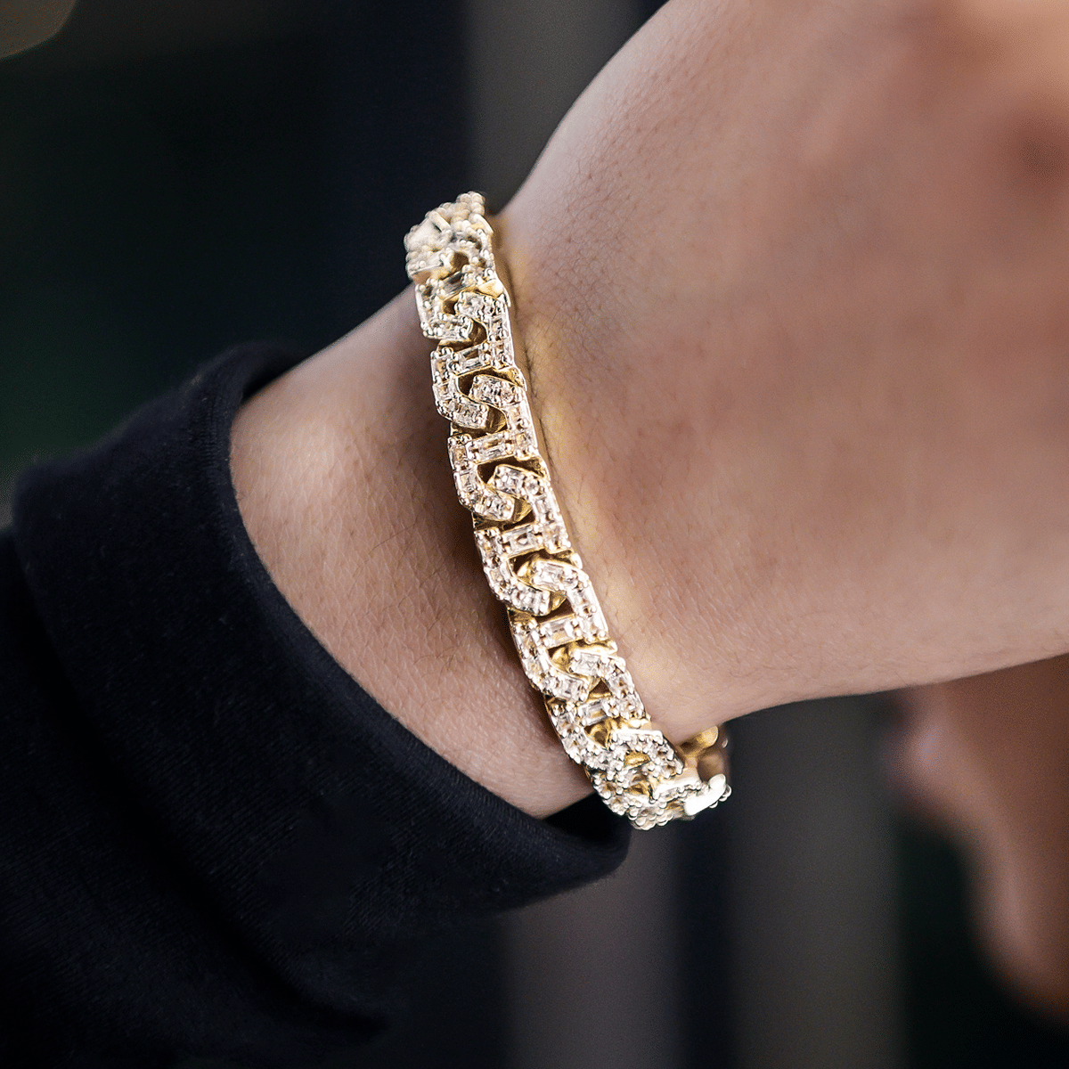GLD Women Baguette Chain Link Bracelet in Yellow Gold