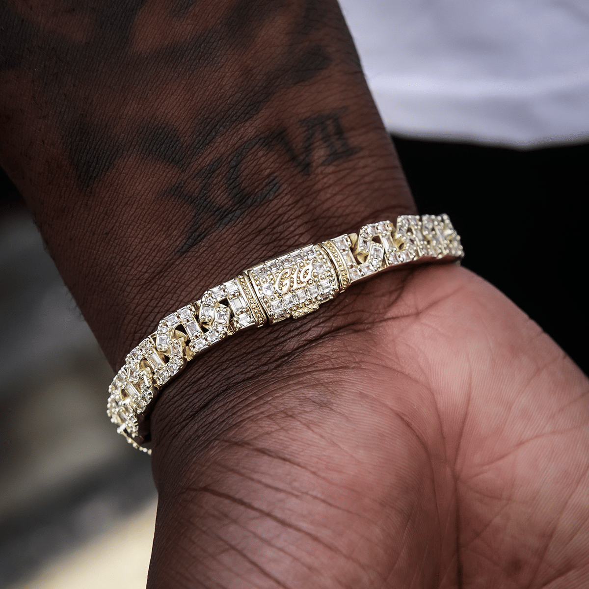 GLD Men Baguette Chain Link Bracelet in Yellow Gold