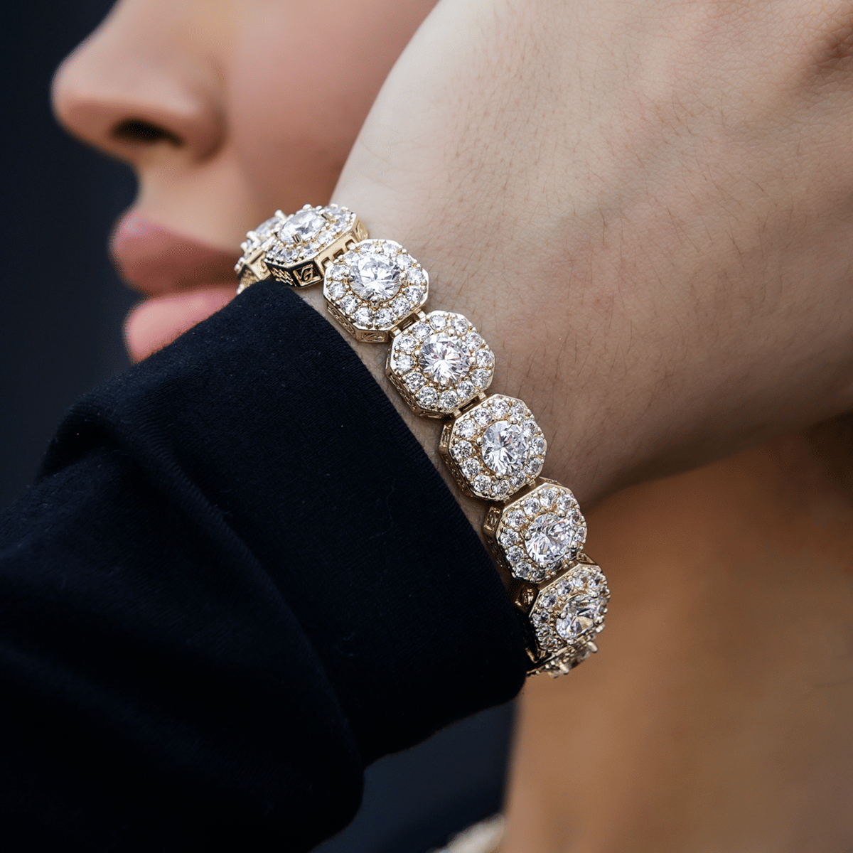 GLD Women Clustered Tennis Bracelet in Yellow Gold - 12 mm