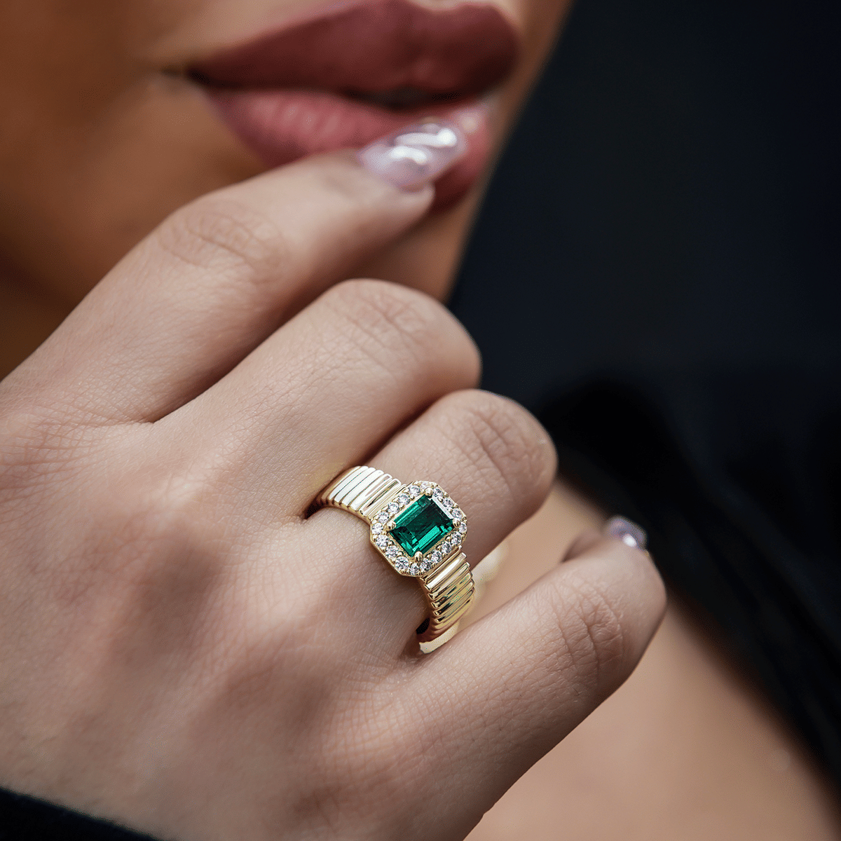GLD Women Emerald Textured Ring in Yellow Gold Vermeil
