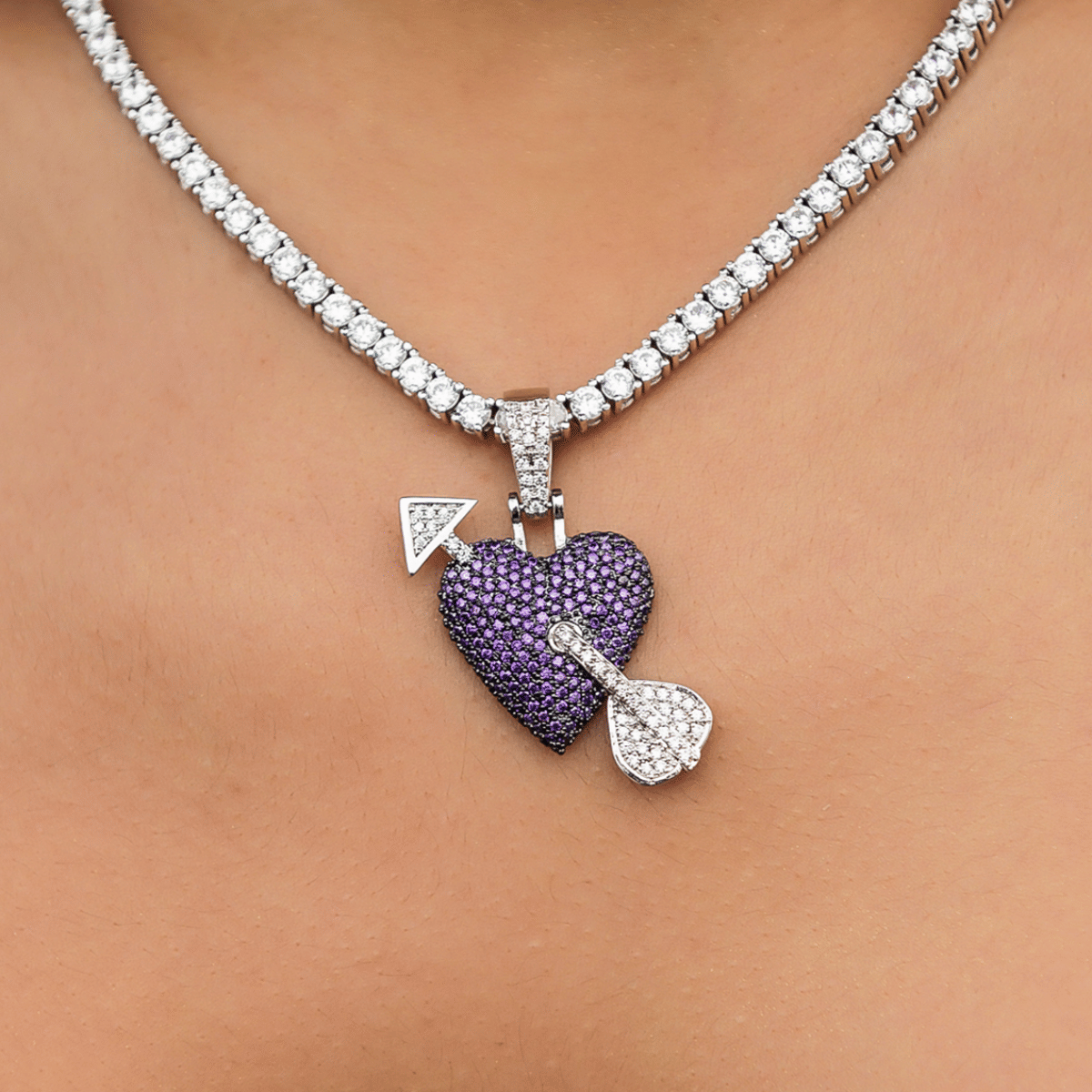 GLD Women Purple Heart Pendant in White Gold