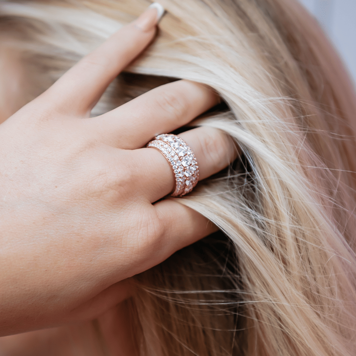 GLD Women 5 Layer Diamond Band Ring in Rose Gold Vermeil