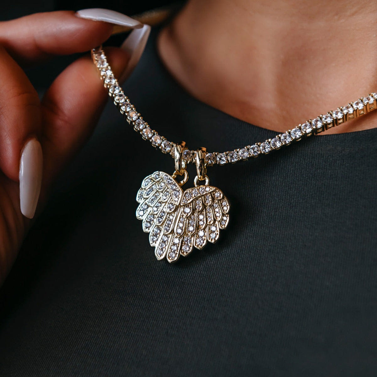 GLD Women Two Halves Wing Pendant