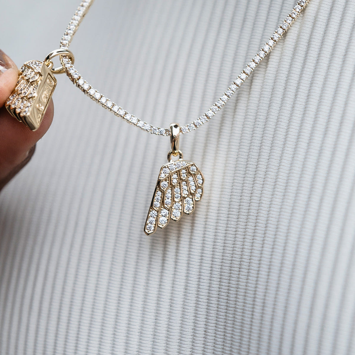 GLD Men Two Halves Wing Pendant