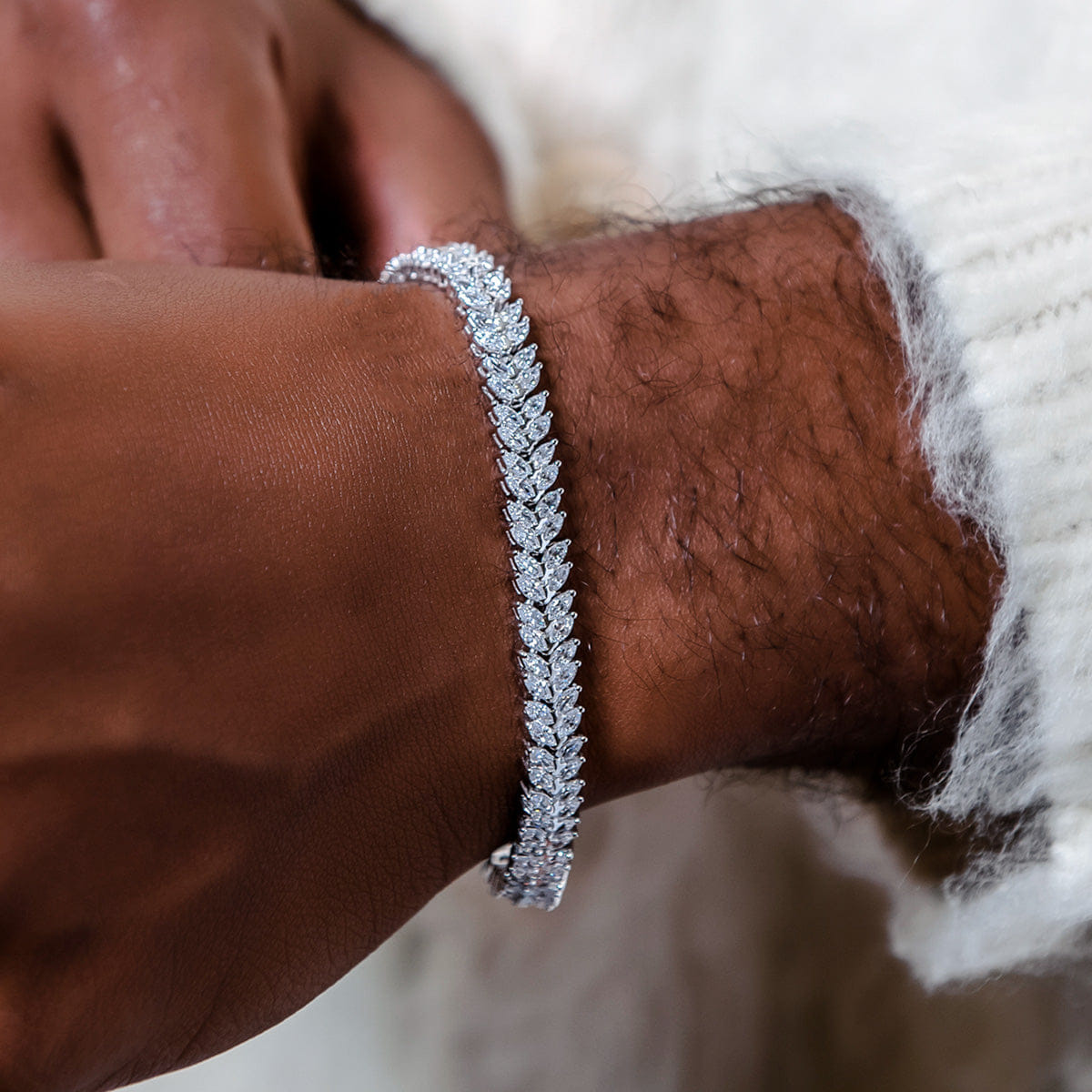 GLD Men Iced Herringbone Bracelet in White Gold - 7 mm