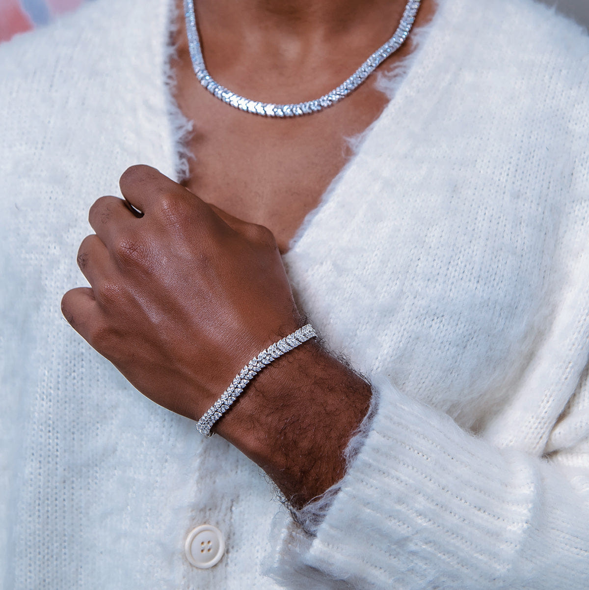 GLD Men Iced Herringbone Bracelet in White Gold - 7 mm