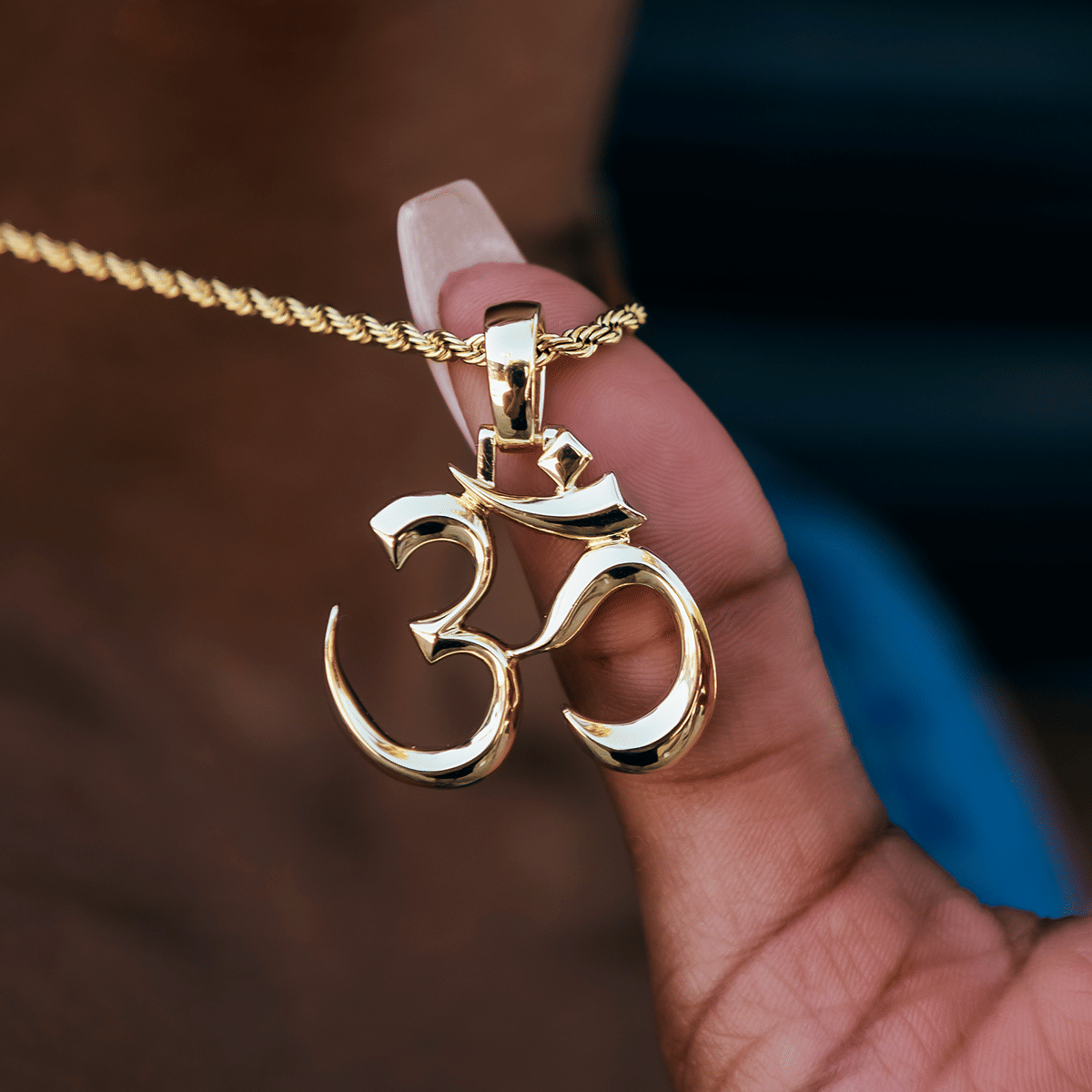 GLD Women Ohm Pendant