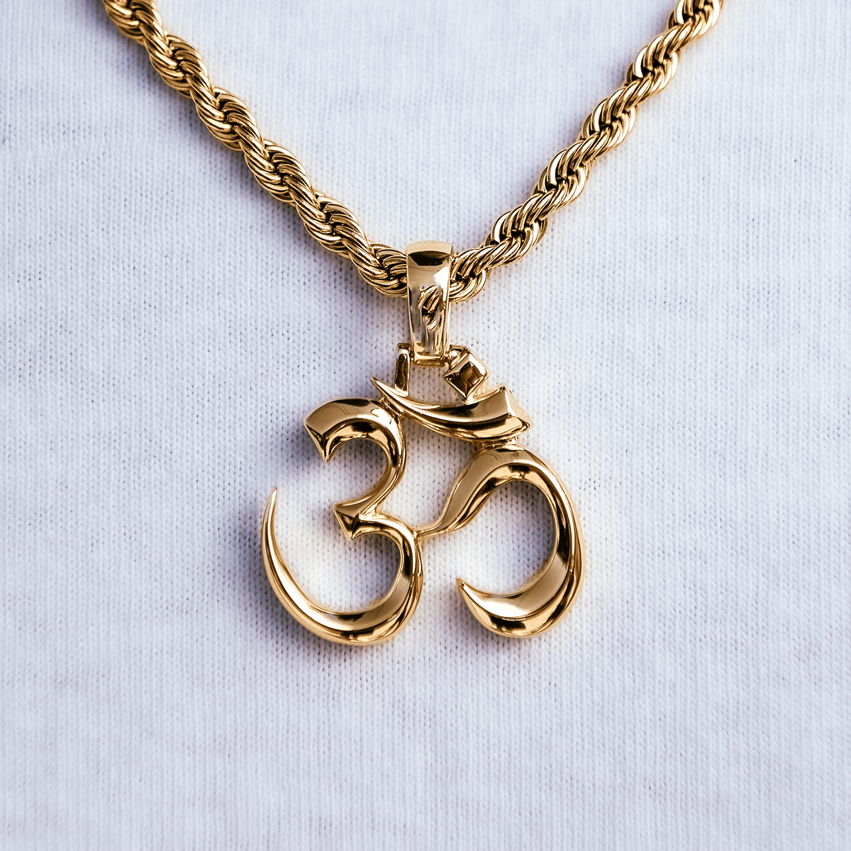 GLD Men Ohm Pendant