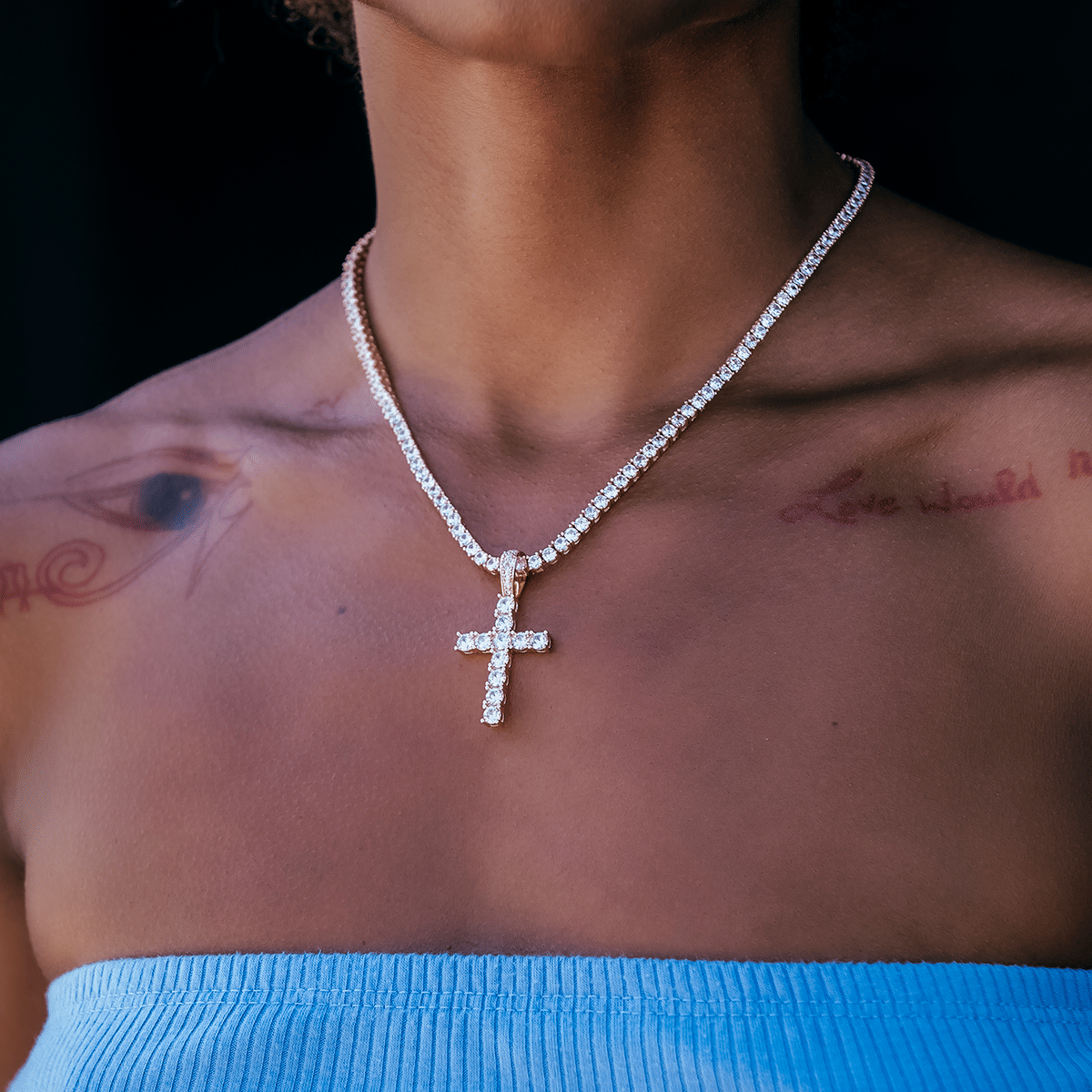 GLD Women Diamond Cross in Rose Gold