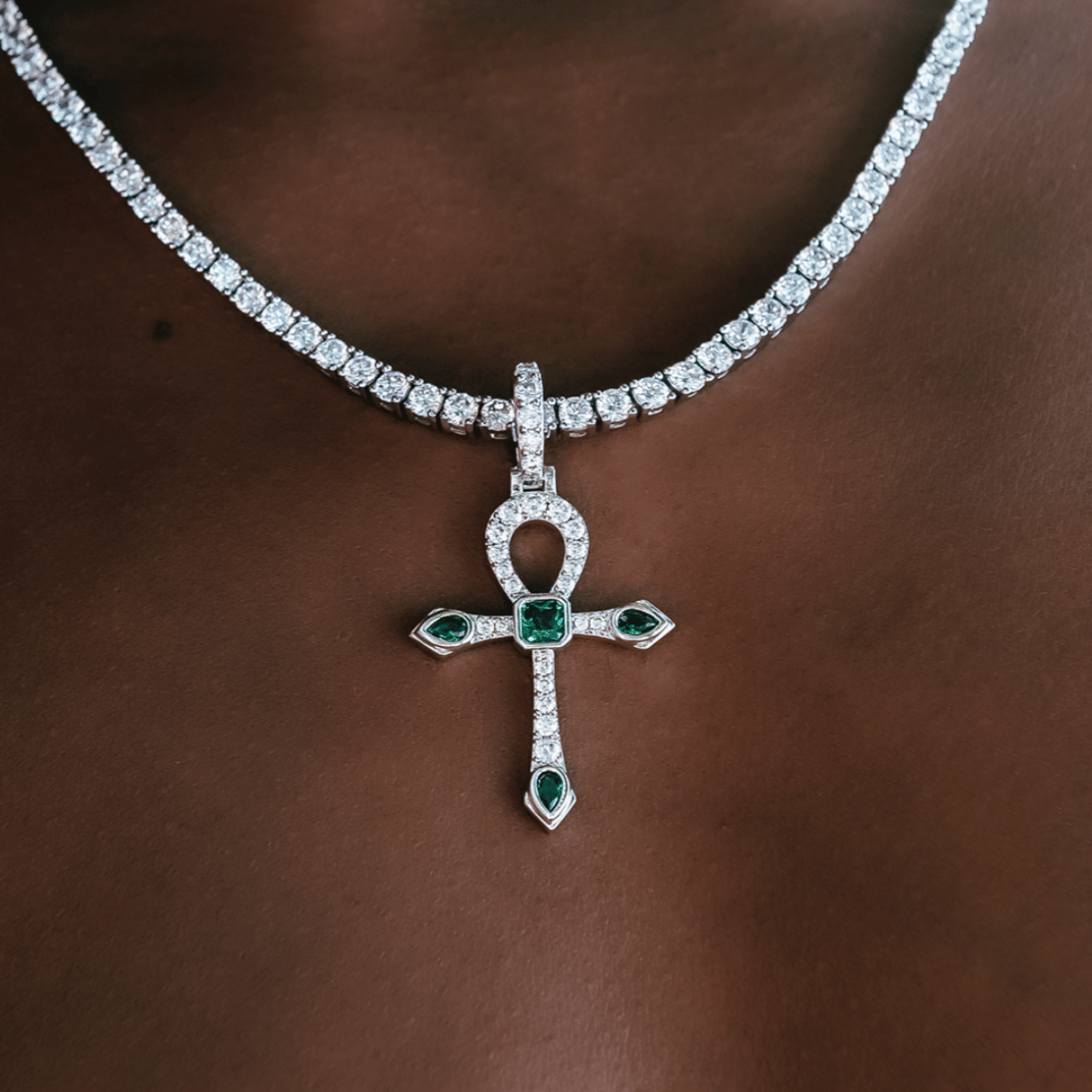 GLD Women Emerald Stone Ankh Cross Pendant in White Gold