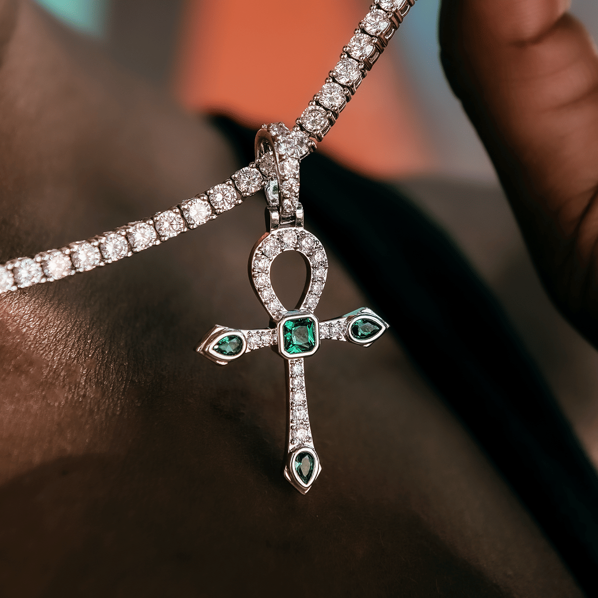 GLD Women Emerald Stone Ankh Cross Pendant in White Gold