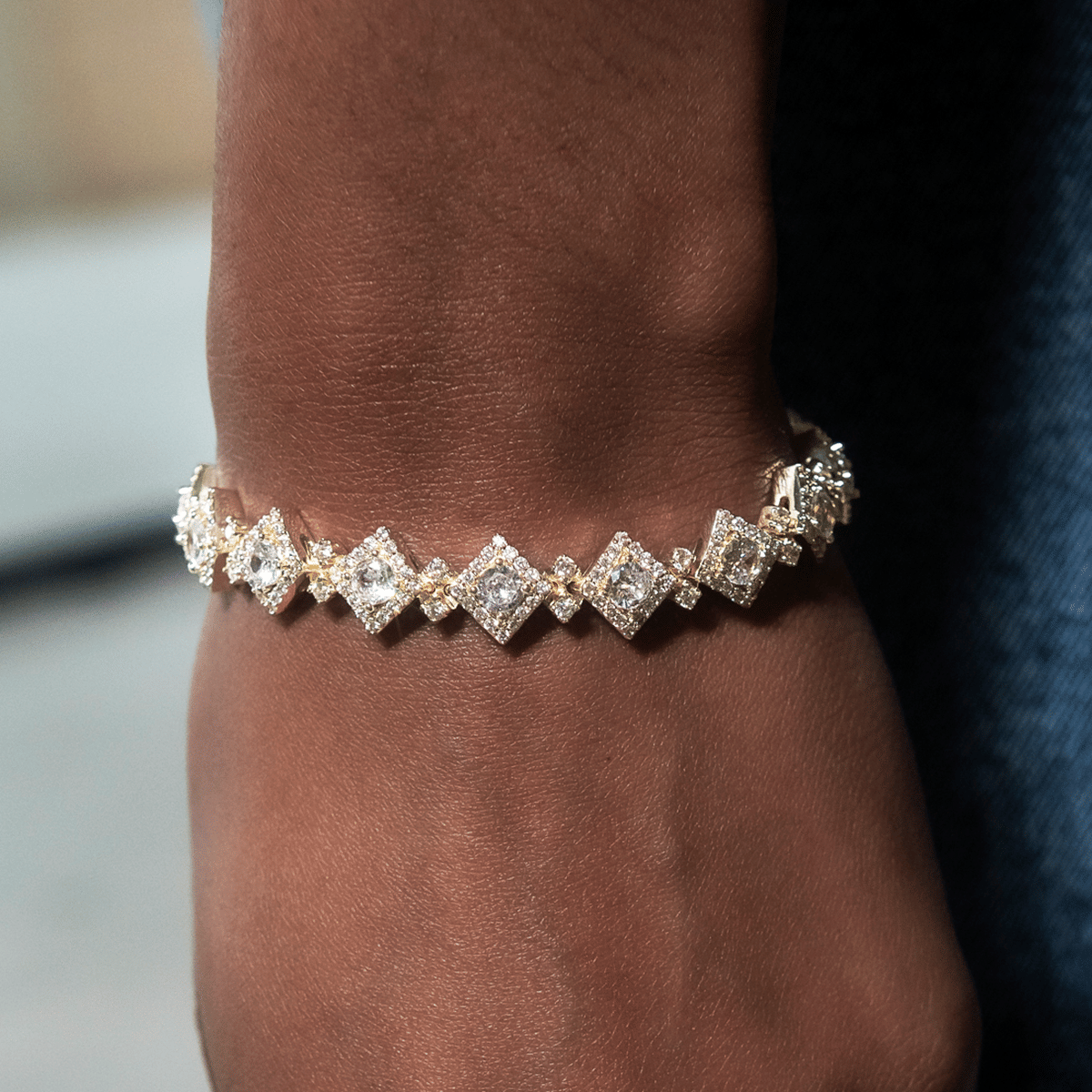 GLD Women Cloister Link Bracelet in Yellow Gold