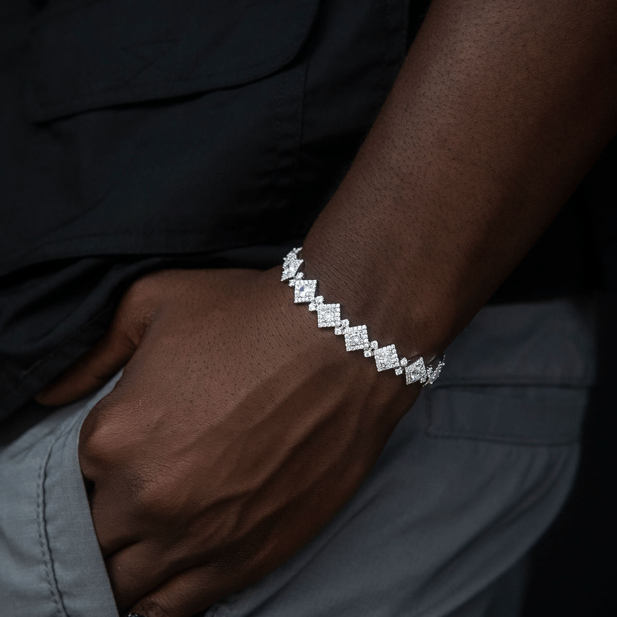 GLD Men Cloister Link Bracelet in White Gold