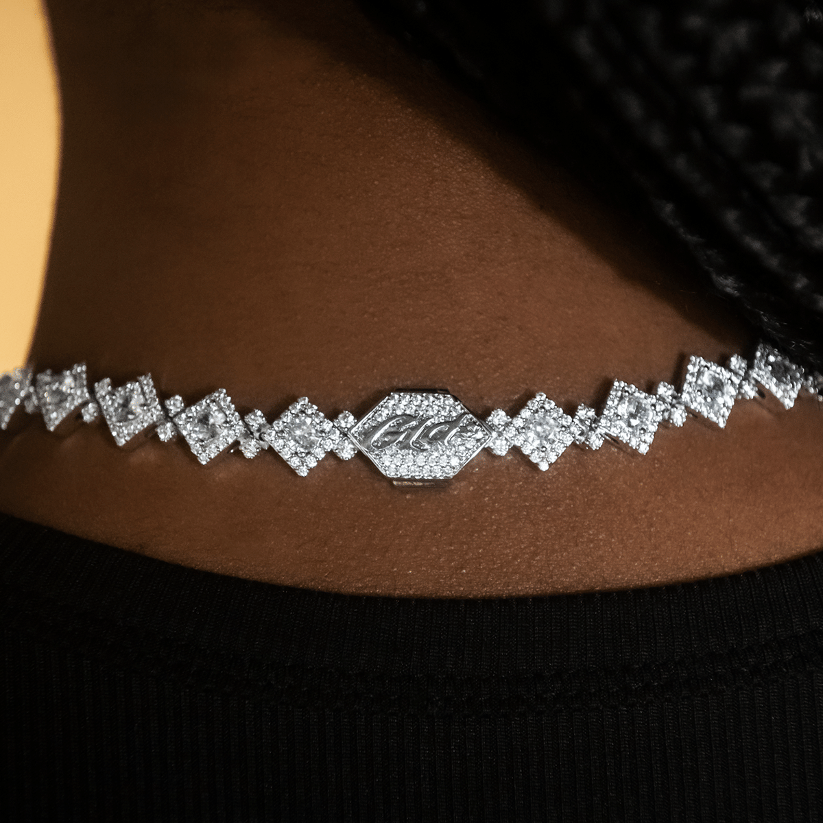 GLD Women Cloister Link Necklace in White Gold