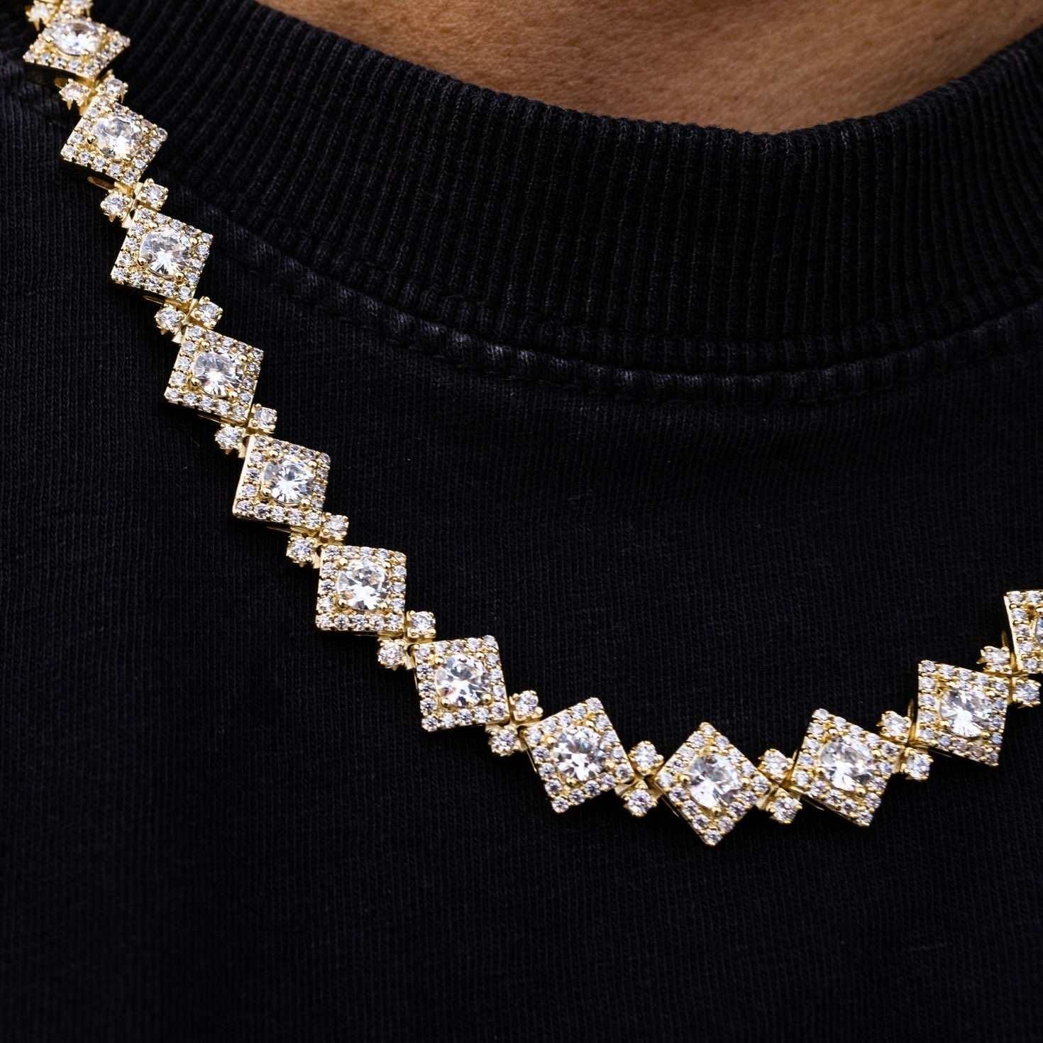 GLD Men Cloister Link Chain in Yellow Gold