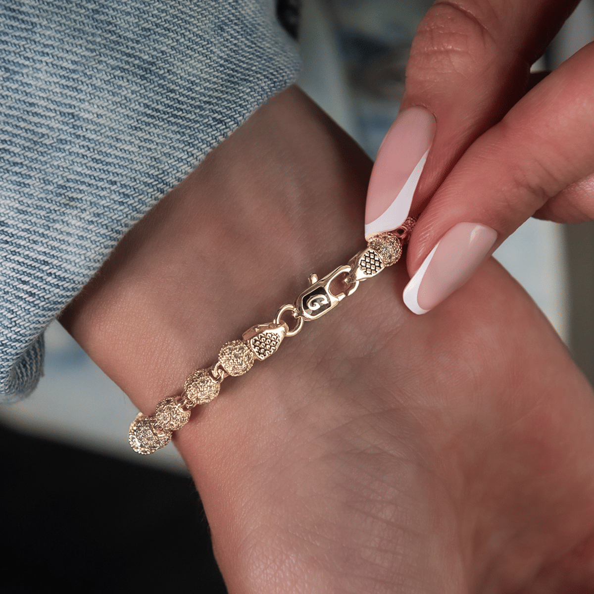 GLD Women Iced Ball Bracelet in Yellow Gold - 4 mm