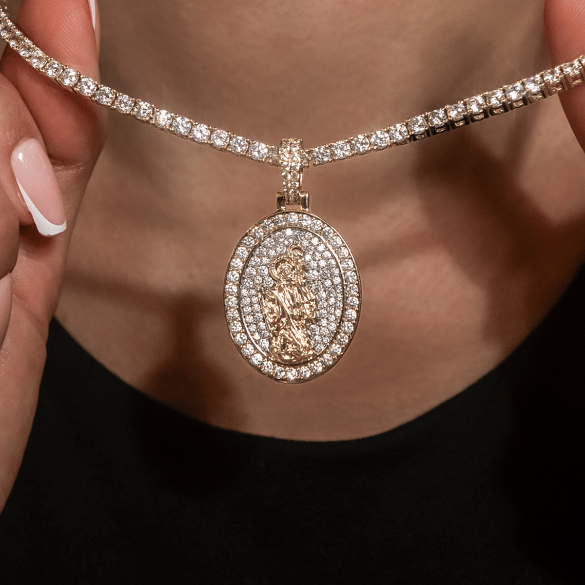 GLD Women Saint Christopher Pendant
