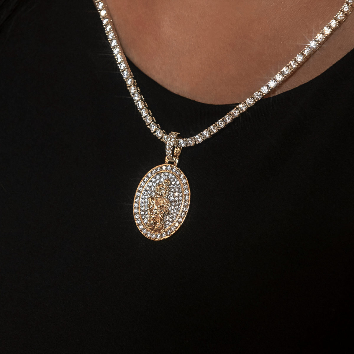 GLD Women Saint Christopher Pendant