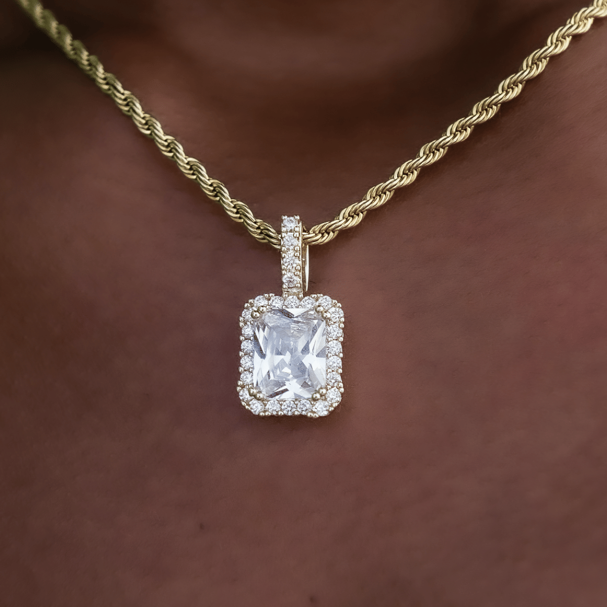 GLD Women Micro Diamond Stone Pendant in Yellow Gold
