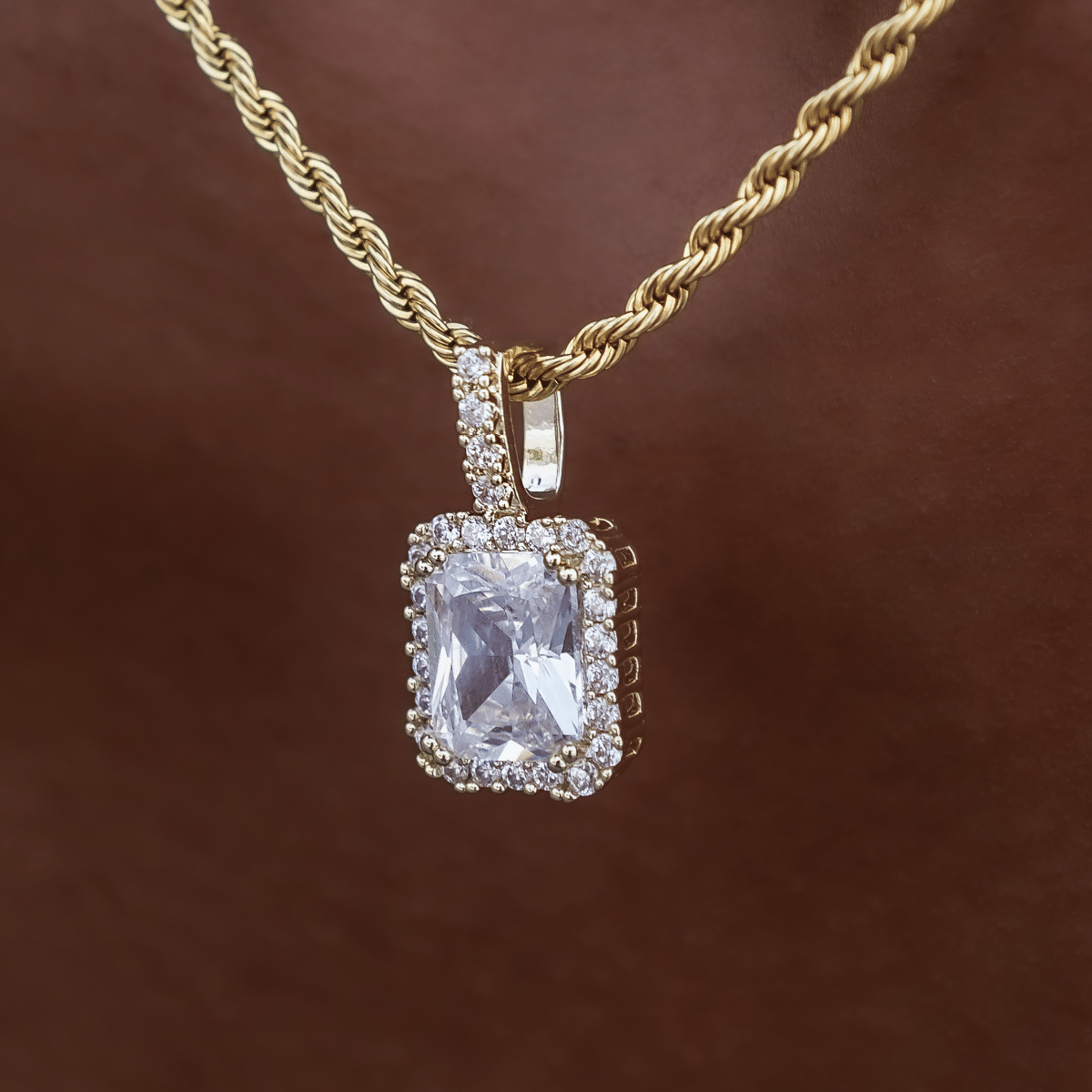 GLD Women Micro Diamond Stone Pendant in Yellow Gold