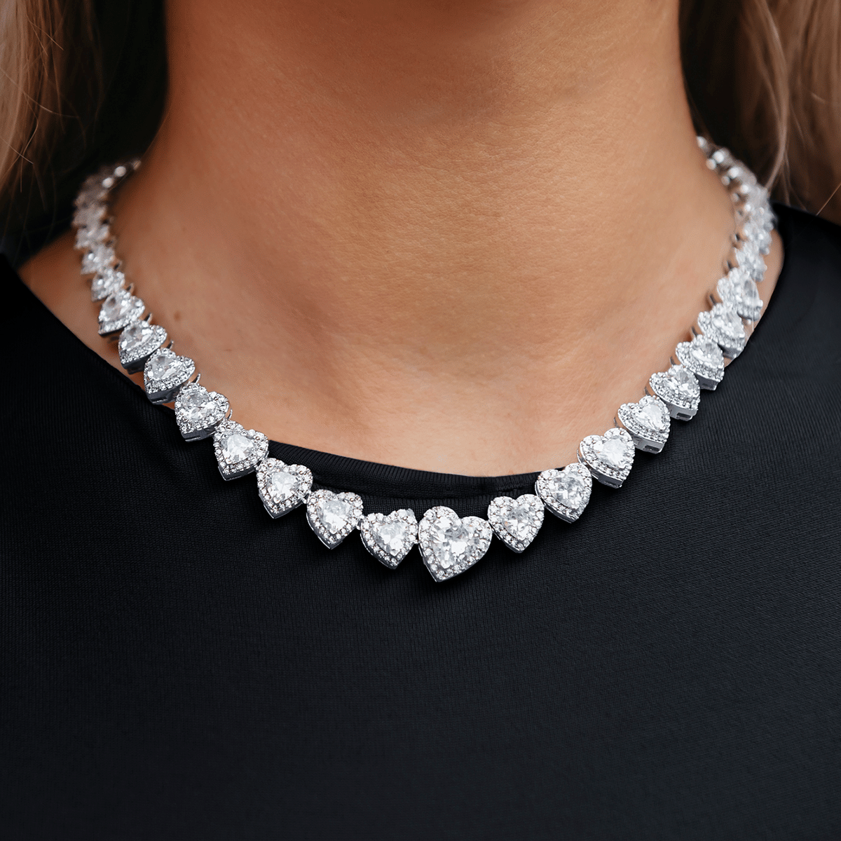 GLD Women Diamond Heart Cluster Necklace