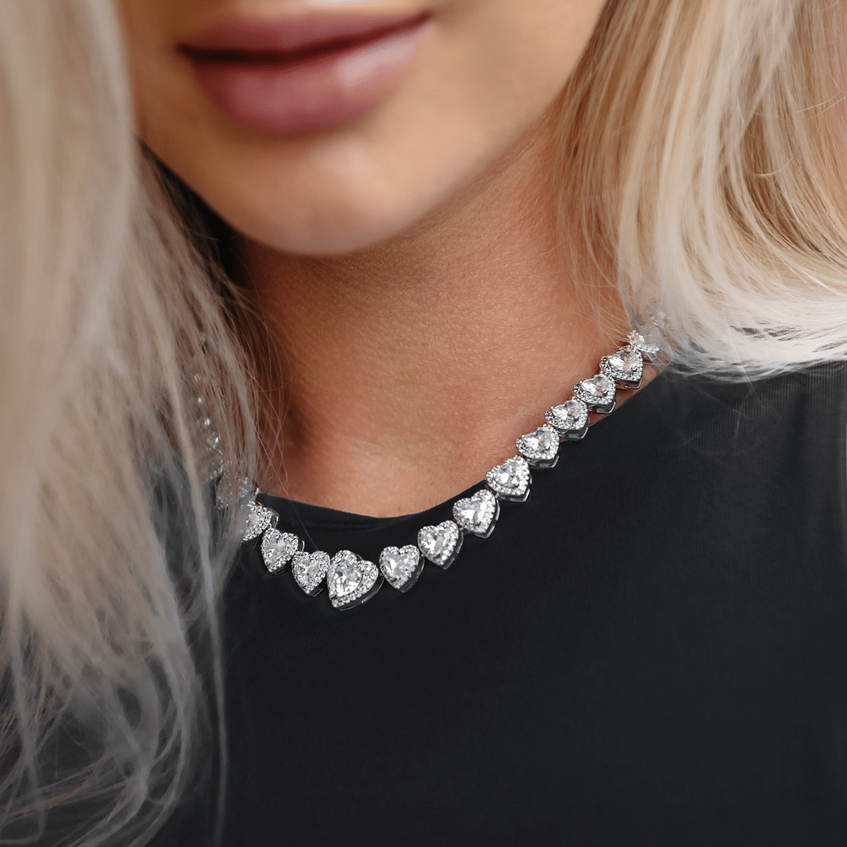 GLD Women Diamond Heart Cluster Necklace