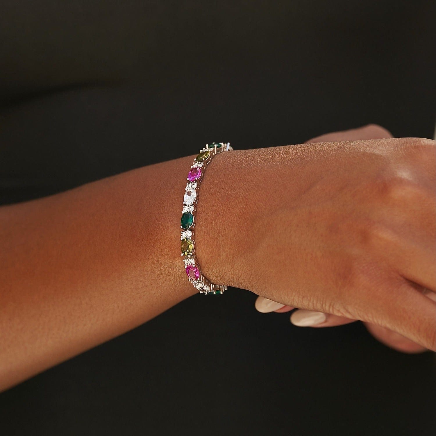 GLD Women Multicolor Mixed Oval Cut Tennis Bracelet - 5 mm