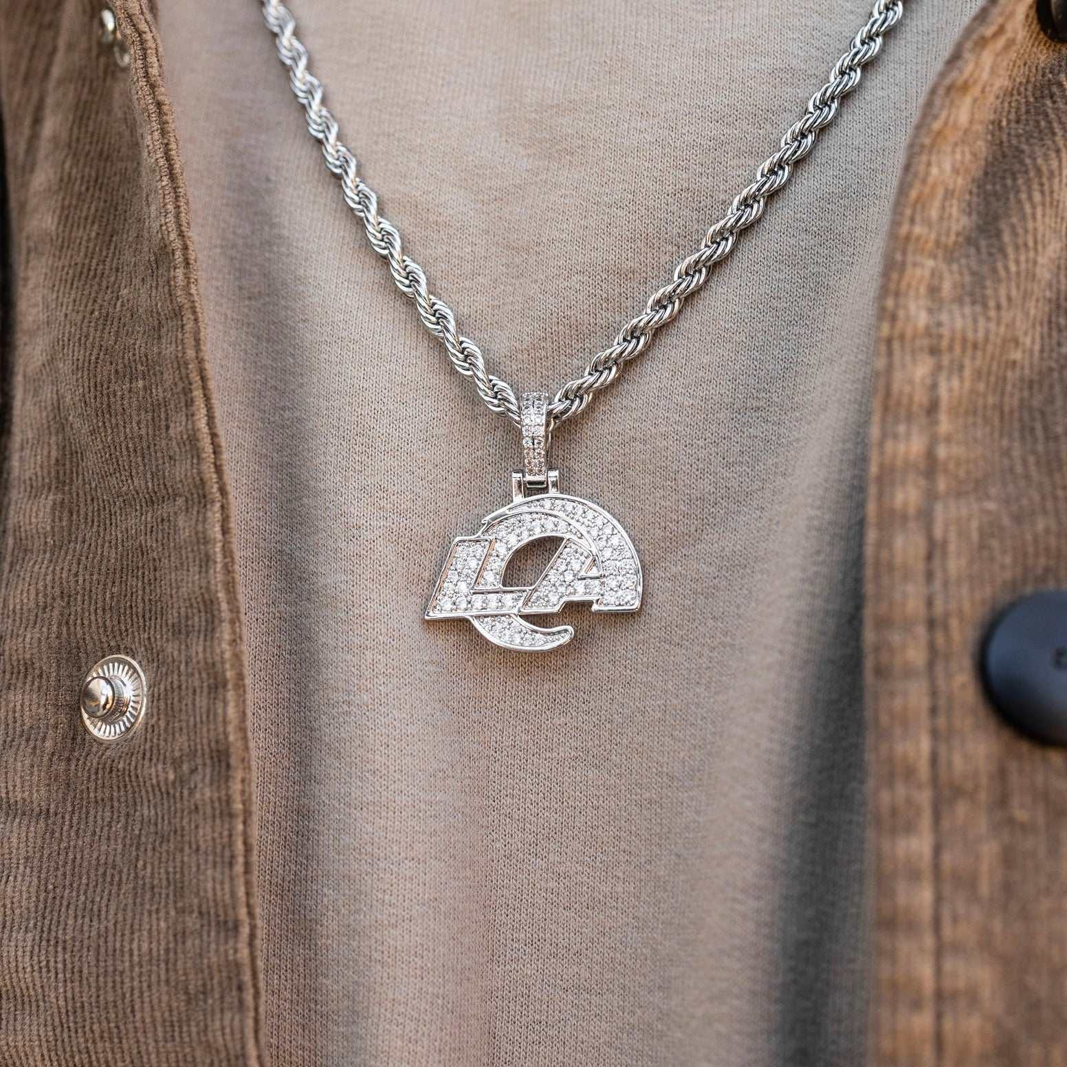 GLD Men Los Angeles Rams Official NFL Micro Logo Pendant - White Gold