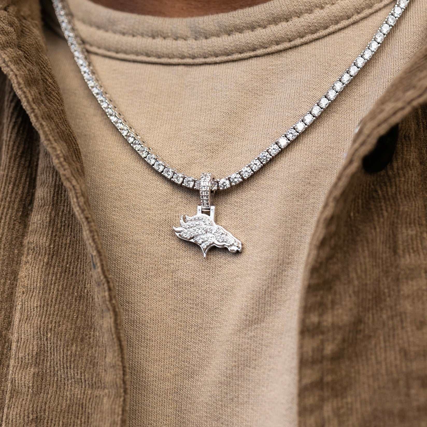 GLD Men Denver Broncos Official NFL Micro Logo Pendant - White Gold