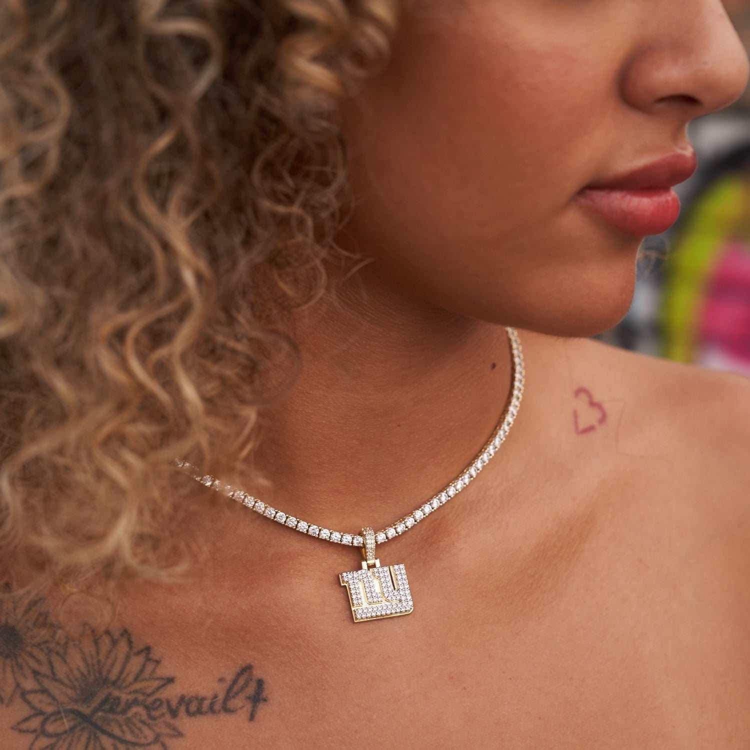 GLD Women New York Giants Official NFL Micro Logo Pendant - Yellow Gold