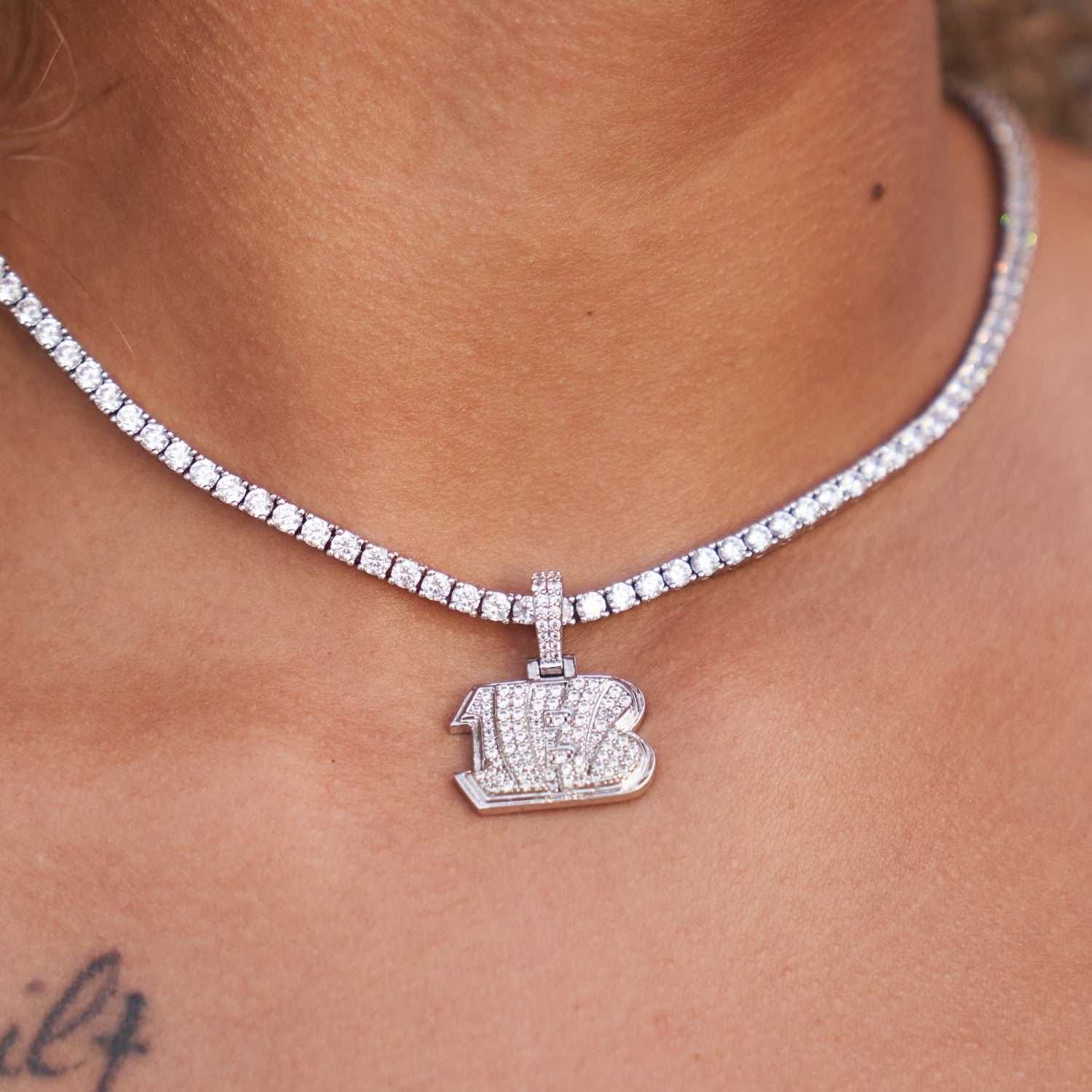 GLD Women Cincinnati Bengals Official NFL Micro Logo Pendant - White Gold