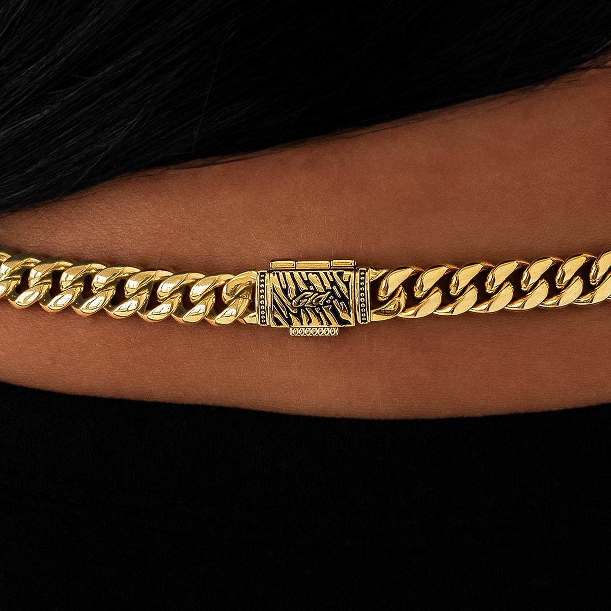 GLD Women Miami Cuban Link Necklace in Yellow Gold - 8 mm