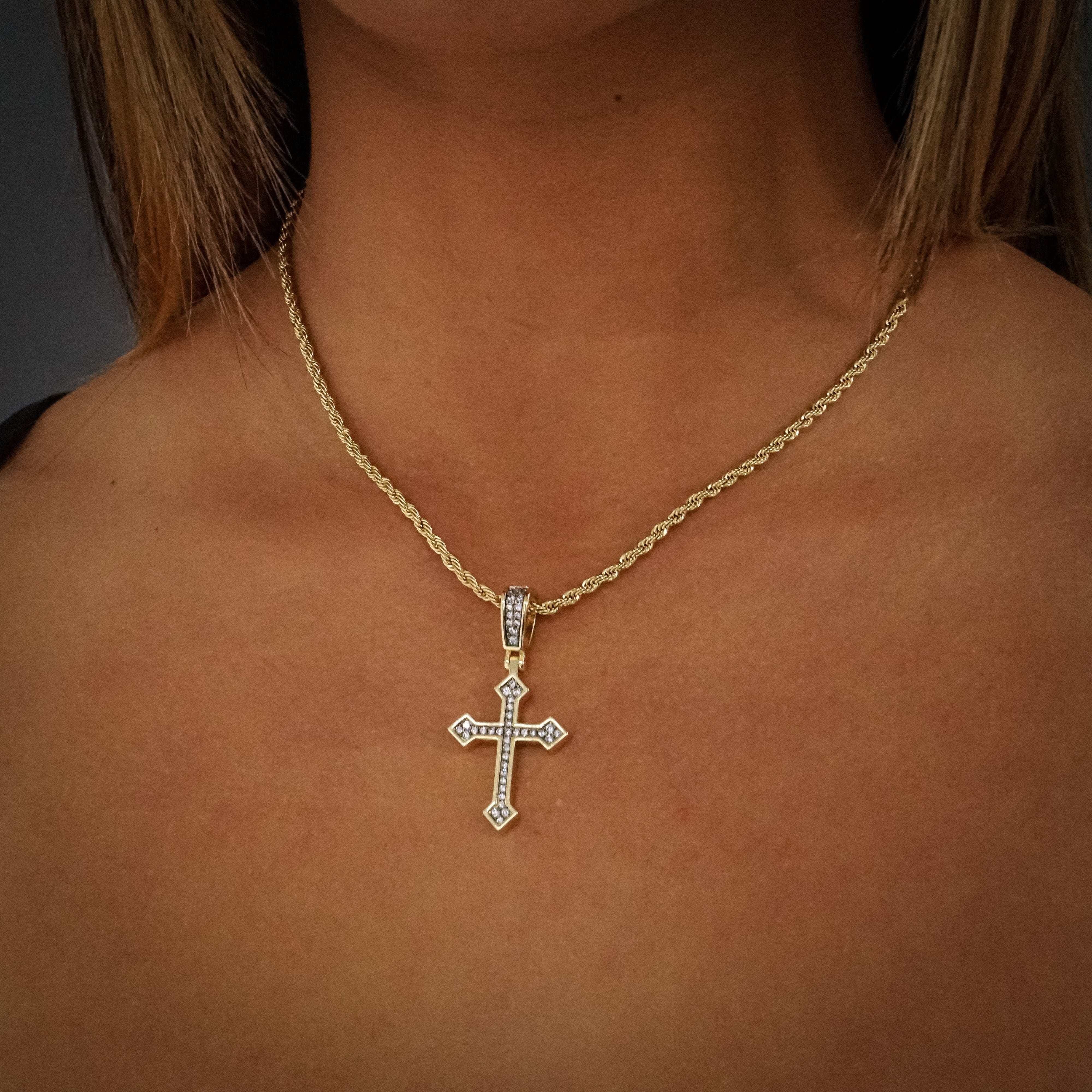 GLD Women Iced Celtic Cross in Yellow Gold