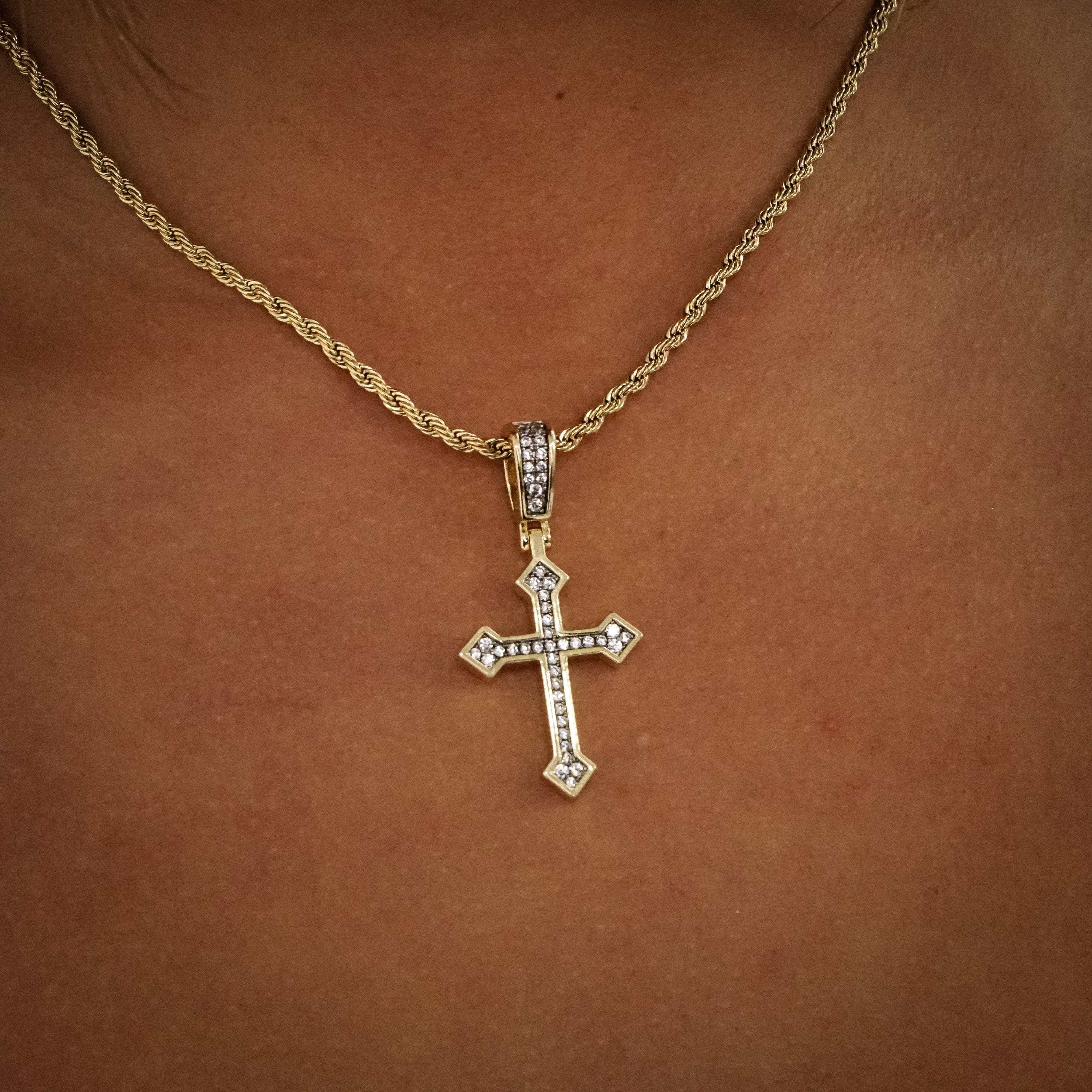 GLD Women Iced Celtic Cross in Yellow Gold