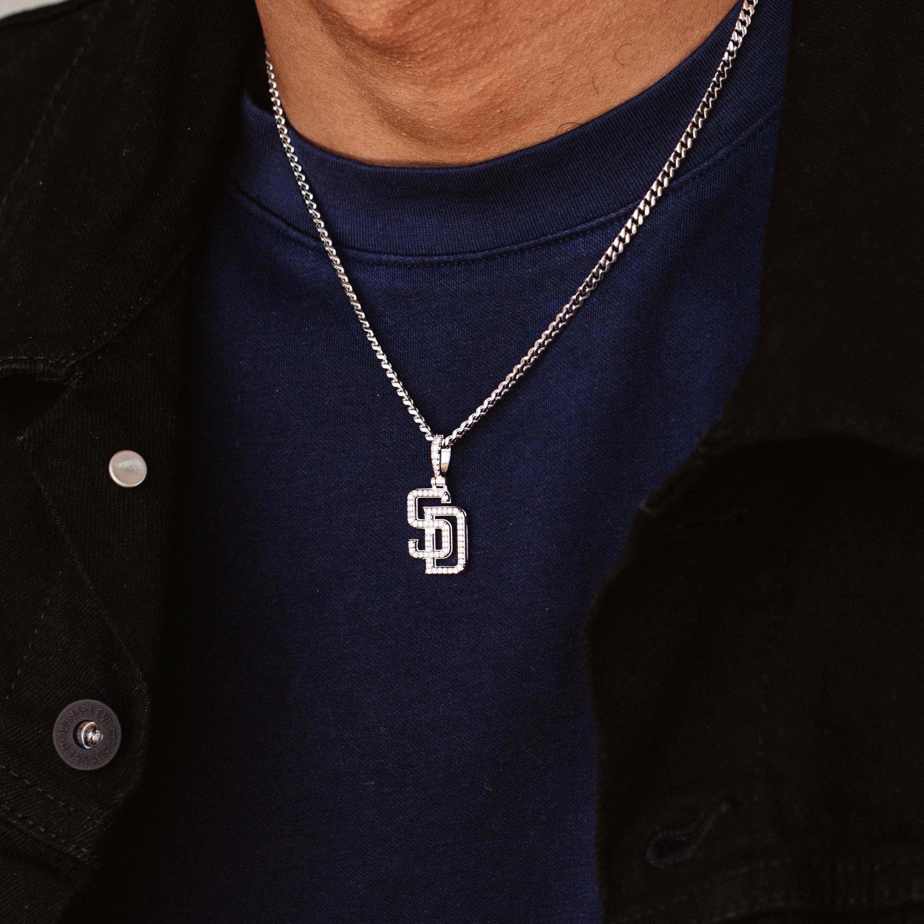 GLD Men San Diego Padres Official MLB Micro Logo Pendant in White Gold